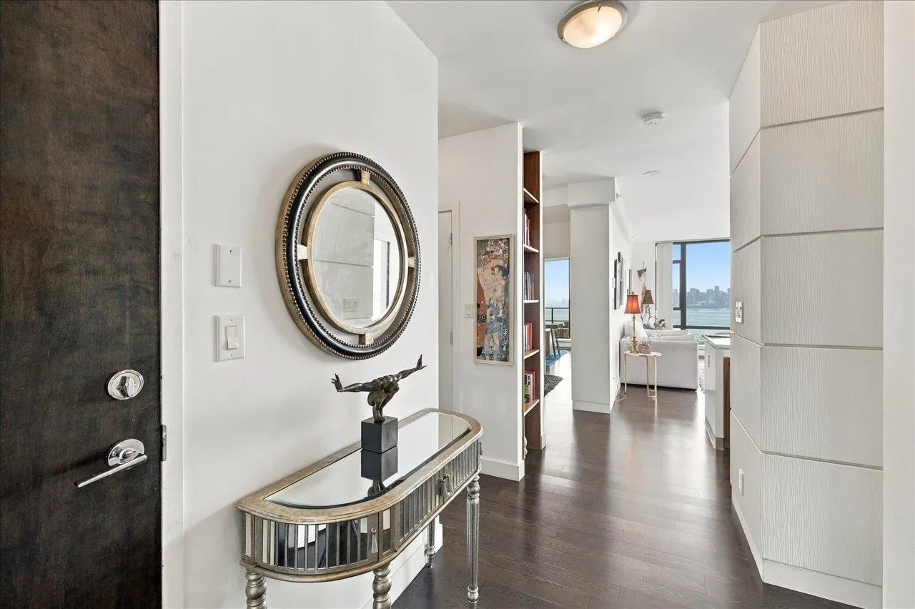 151 W 2nd Street #1803