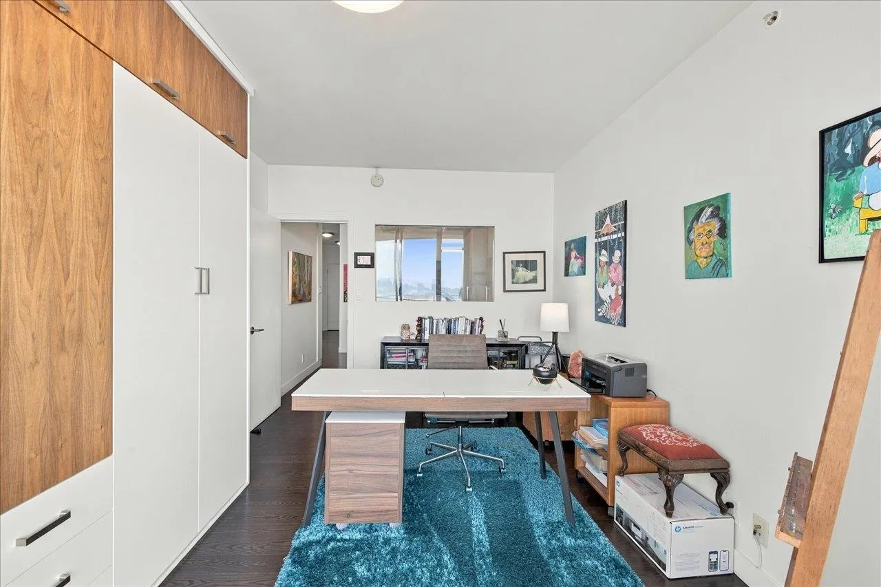 151 W 2nd Street #1803