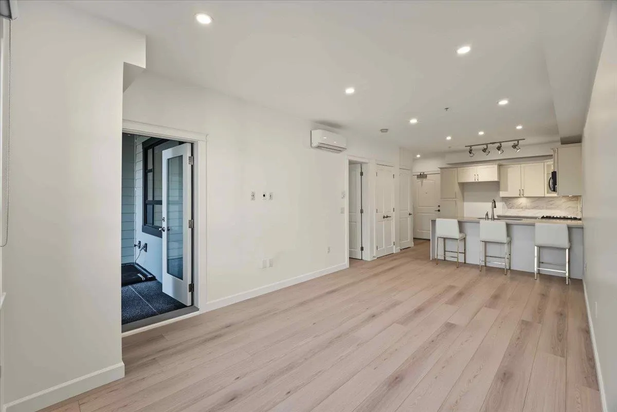 14588 Mcdougall Drive #408