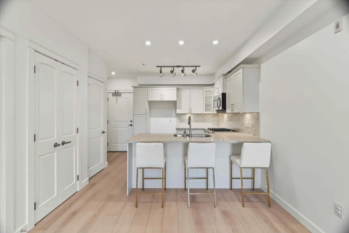 14588 Mcdougall Drive #408