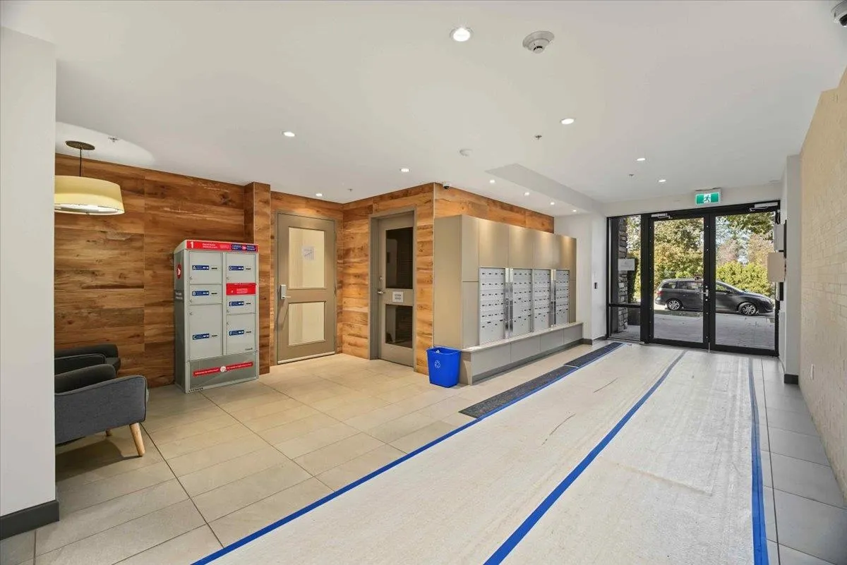 14588 Mcdougall Drive #408