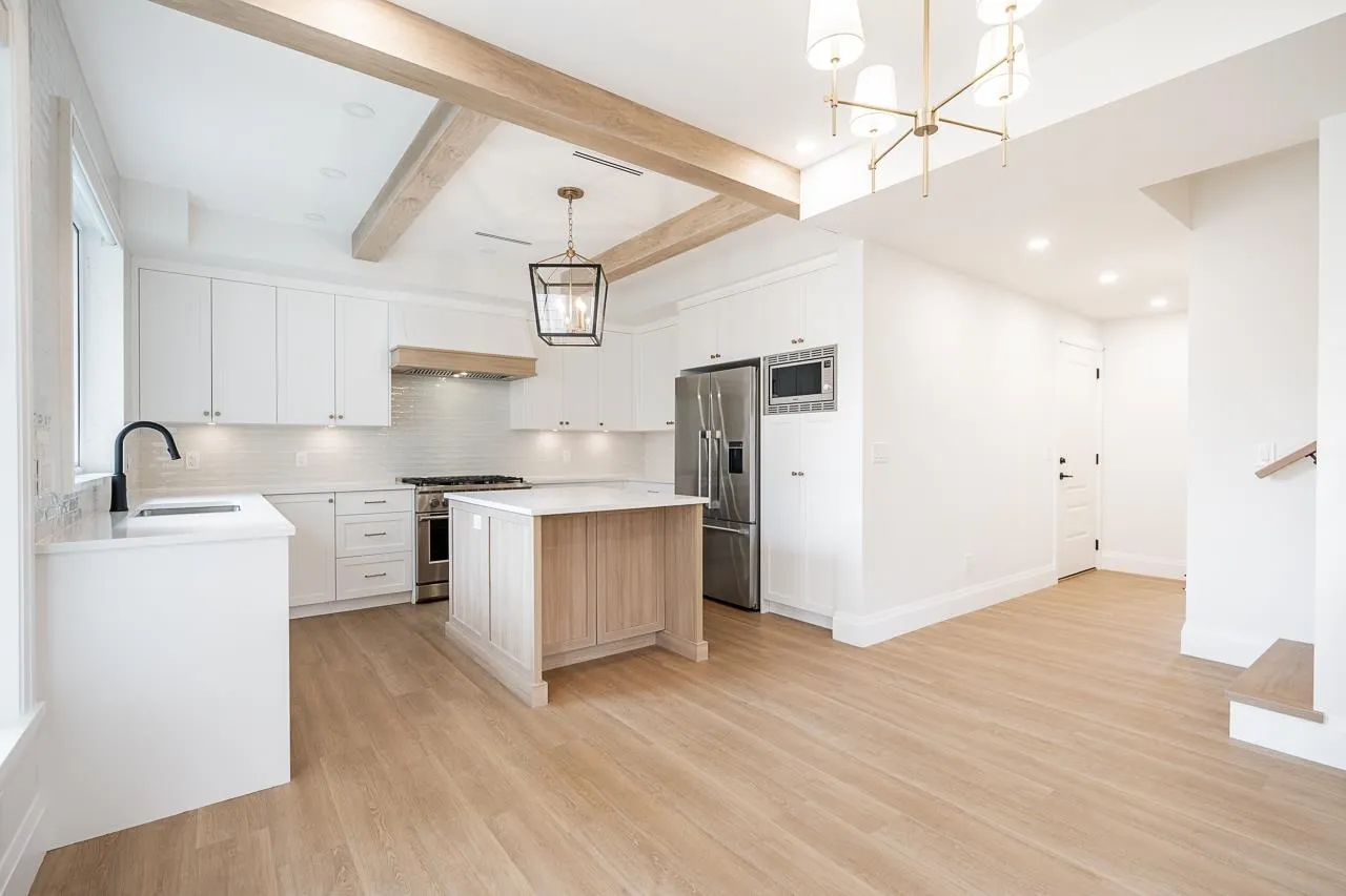 5411 Crescent Drive