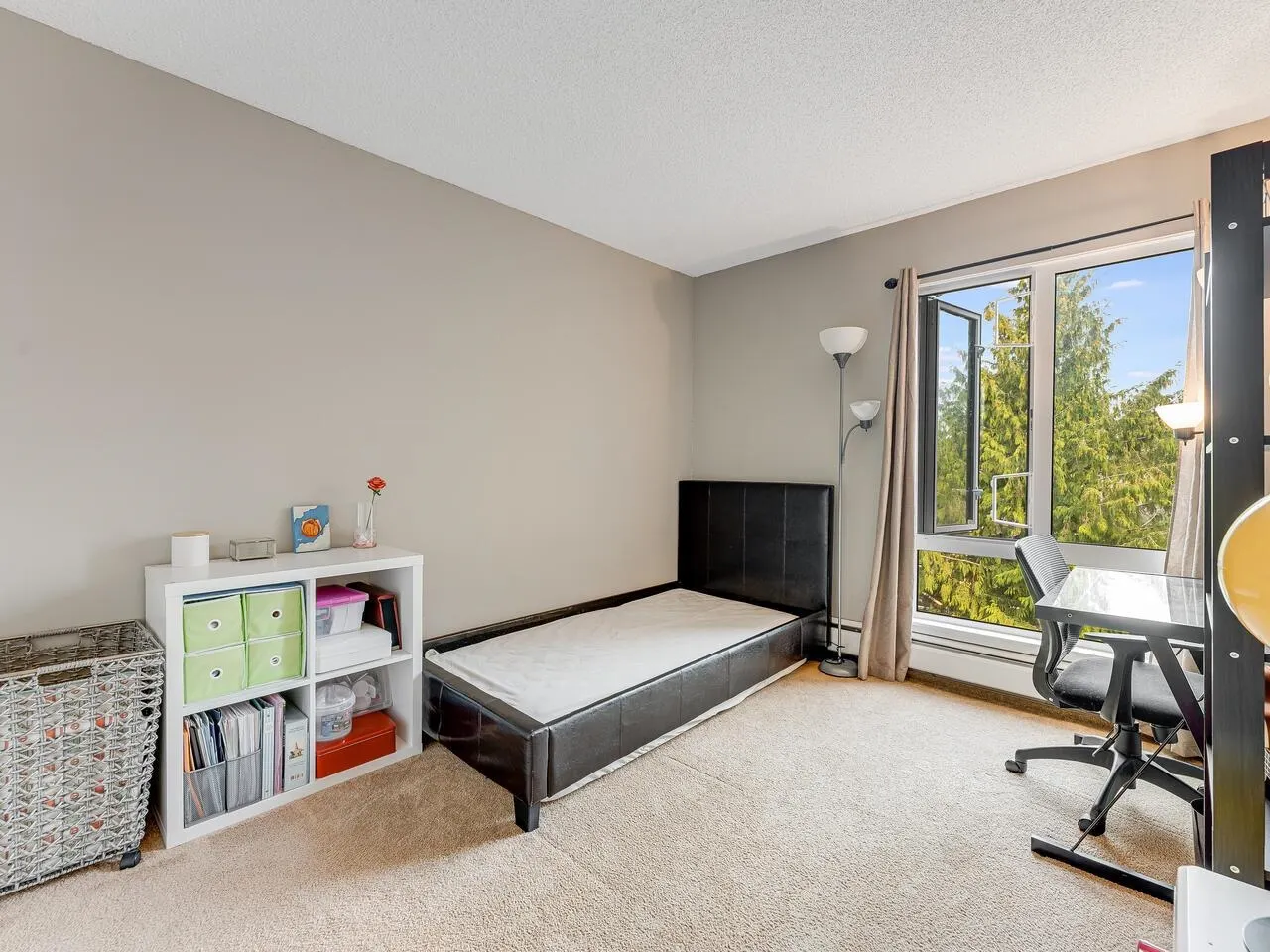 8760 No. 1 Road #305
