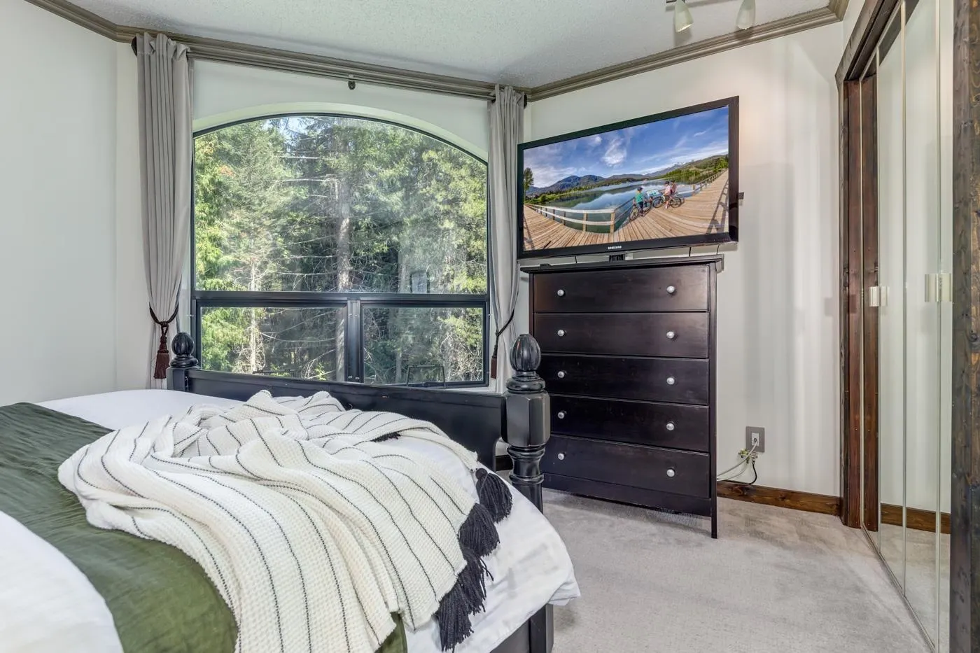 4809 Spearhead Drive #404