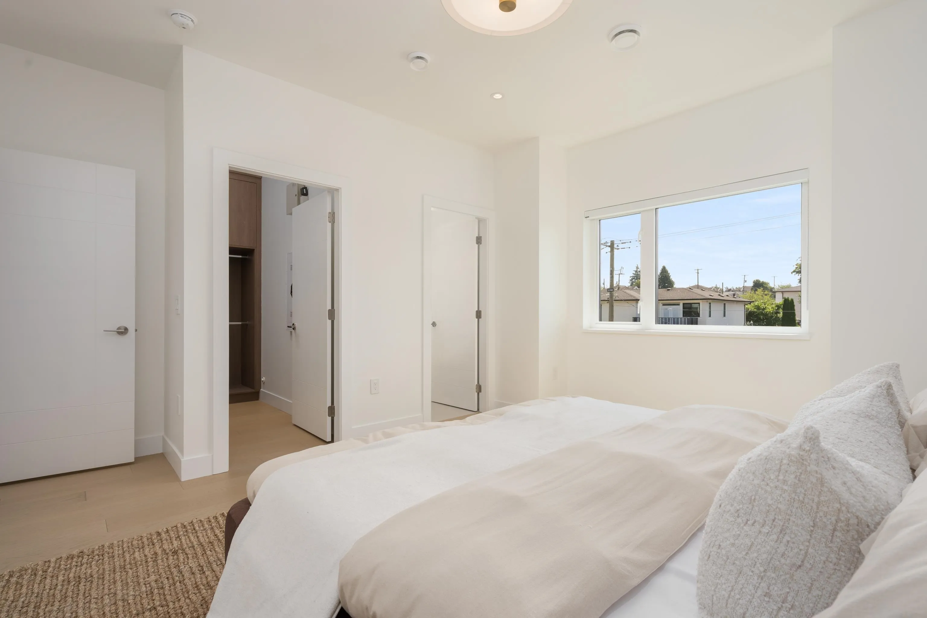 8483 16 Avenue #3