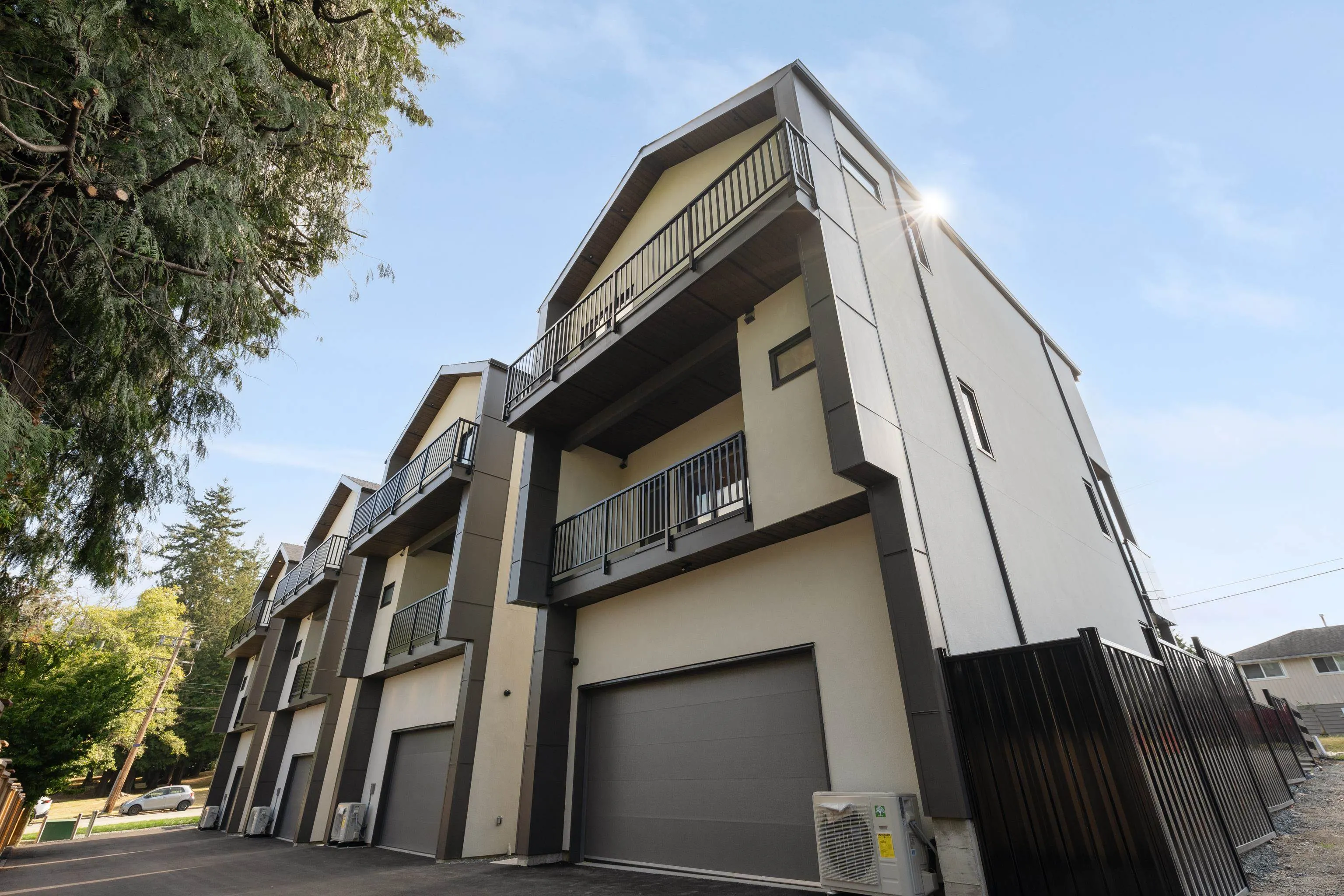8483 16 Avenue #3