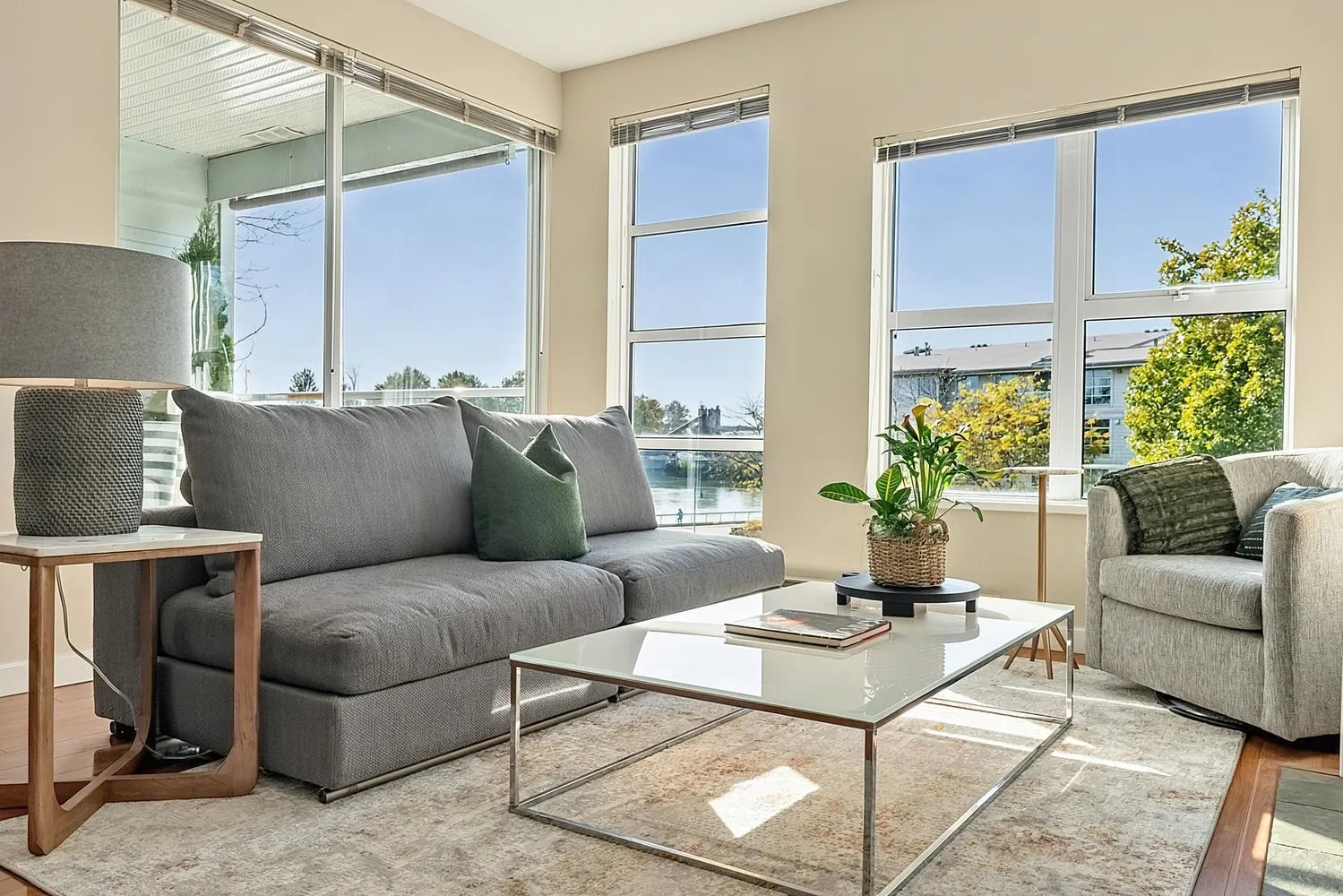 2020 E Kent Avenue #302