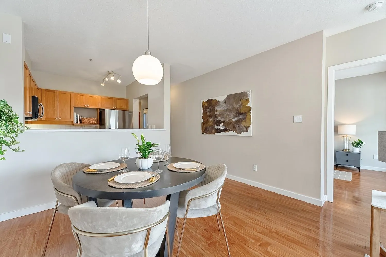 2020 E Kent Avenue #302