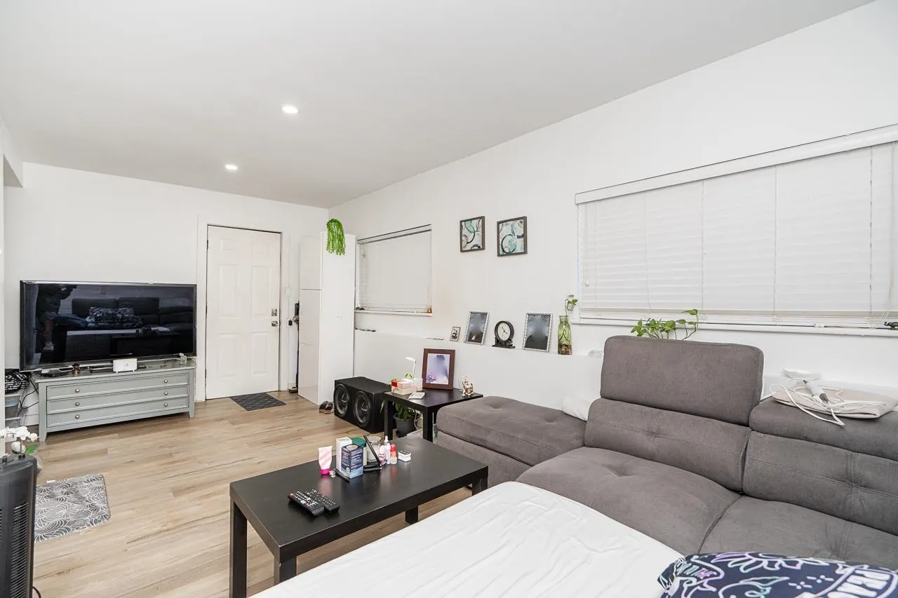 1111 English Bluff Road