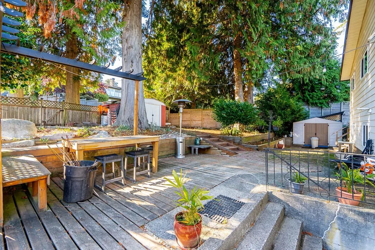 1111 English Bluff Road