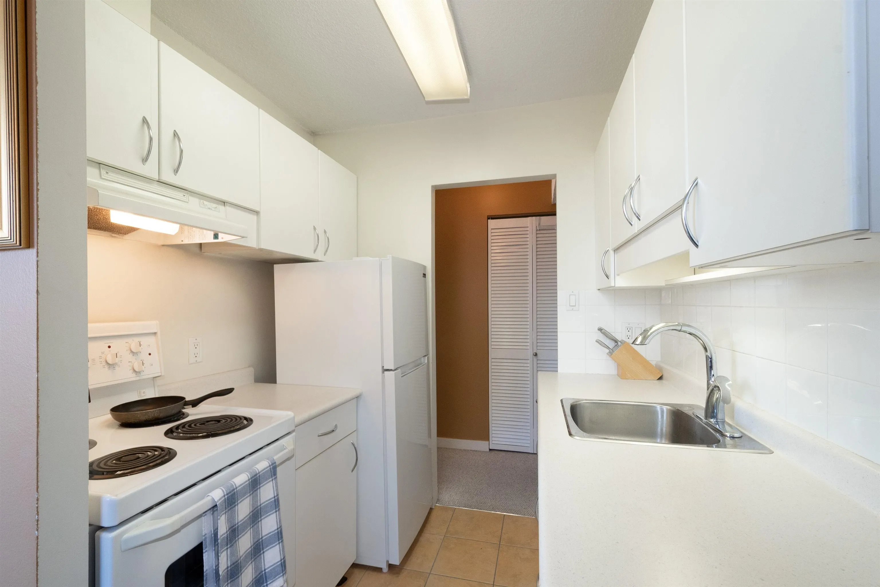 1720 Barclay Street #1106
