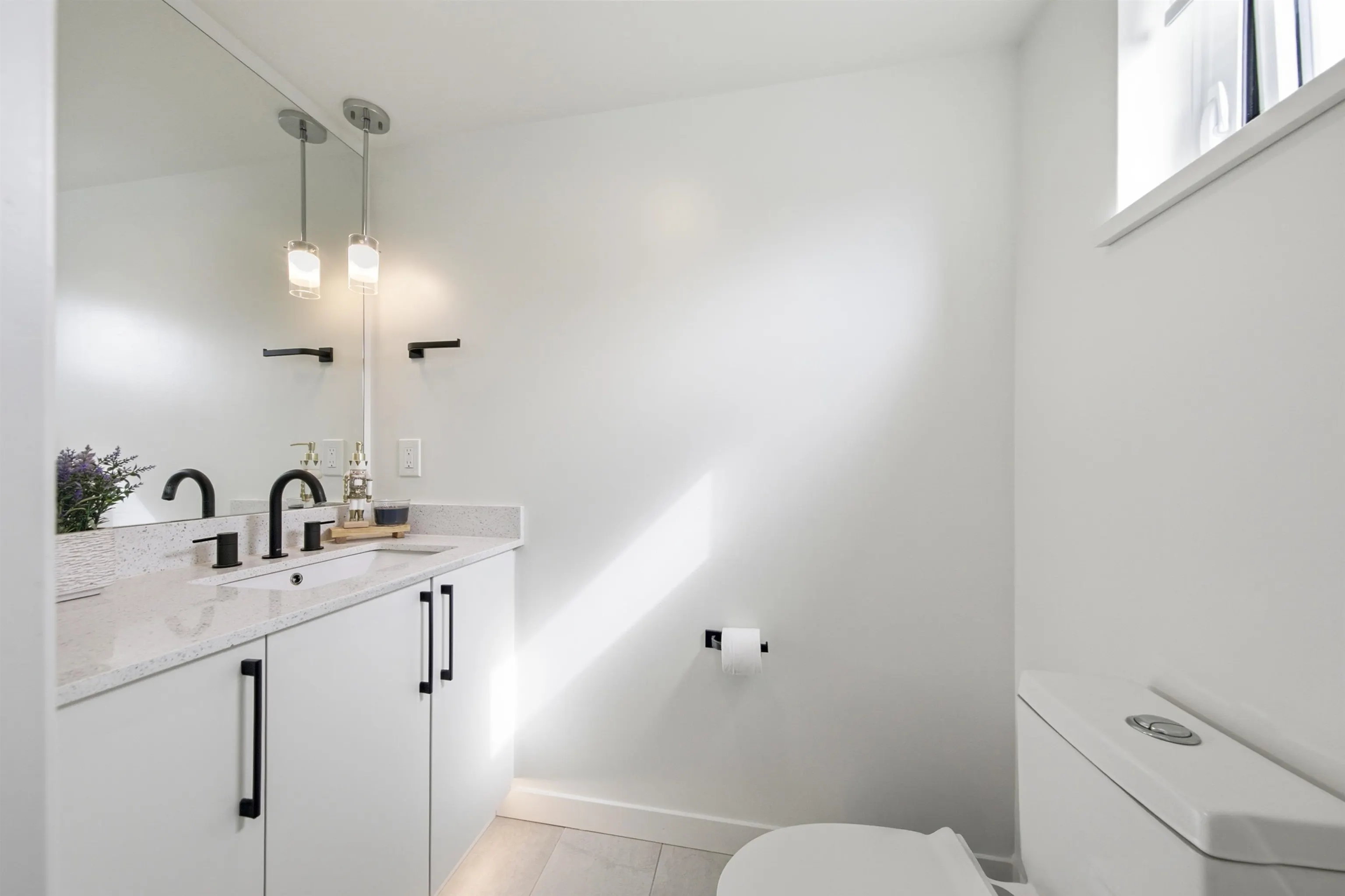 555 2nd E Street #356