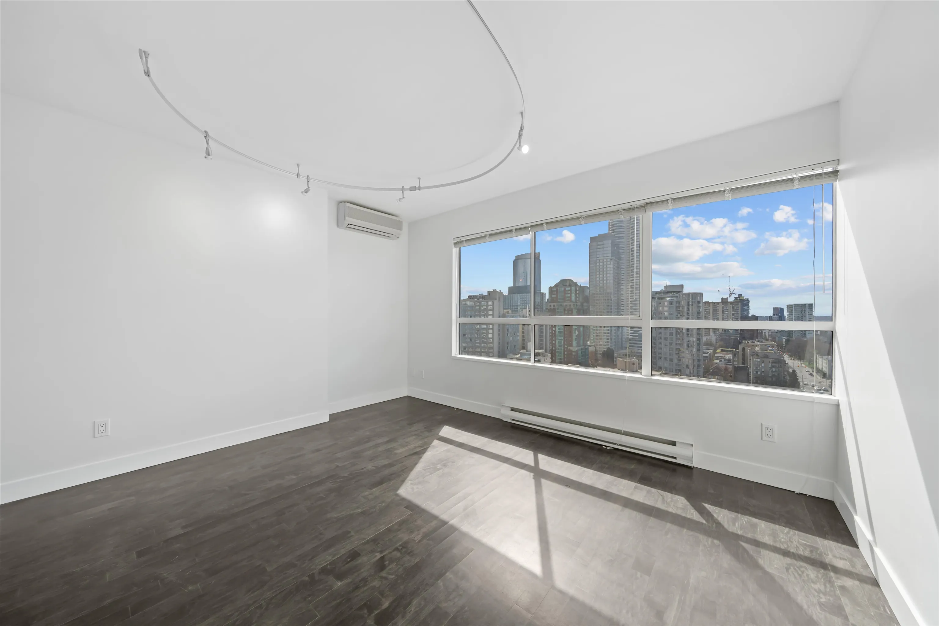 1060 Alberni Street #1908
