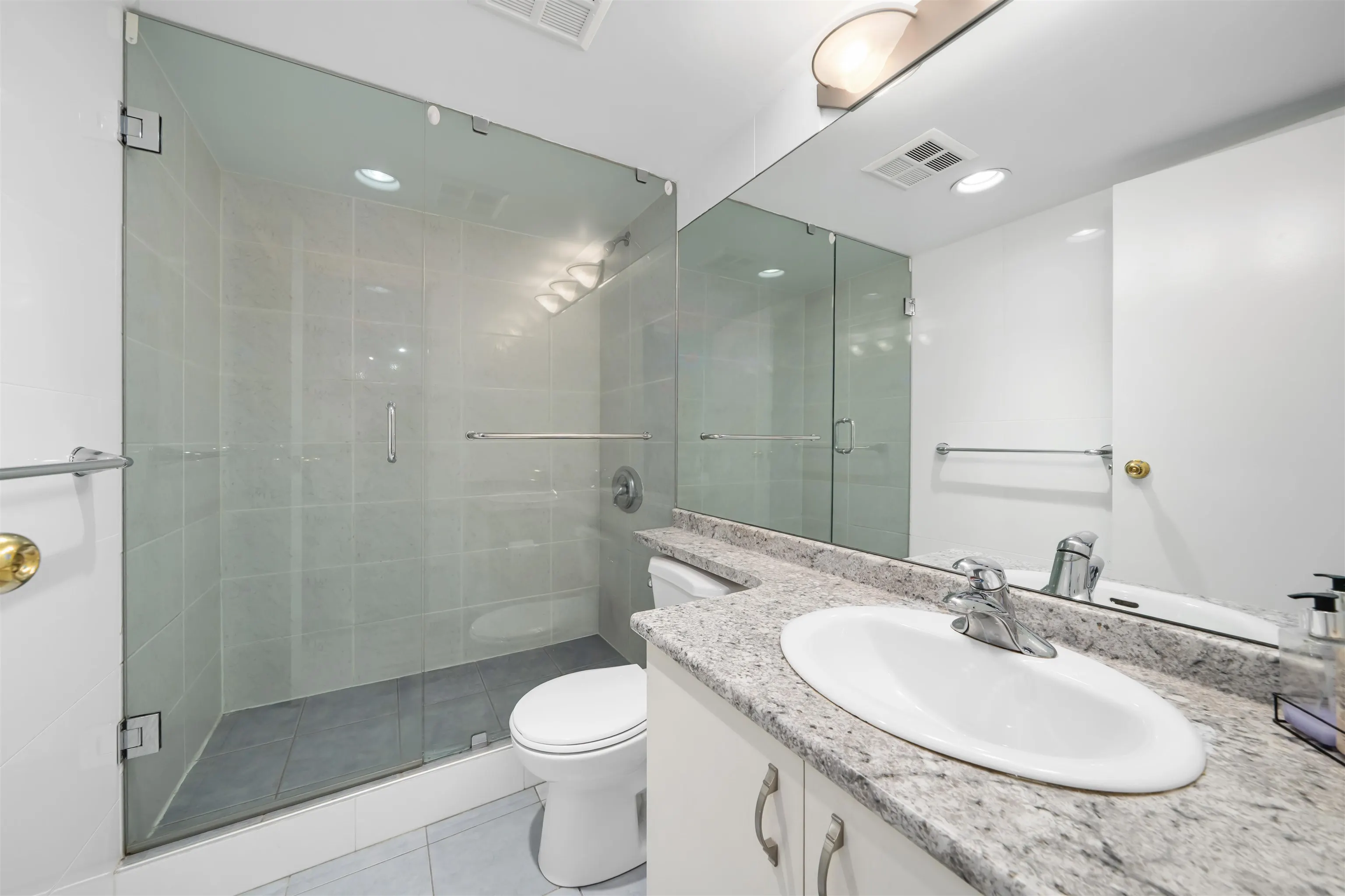 1060 Alberni Street #1908