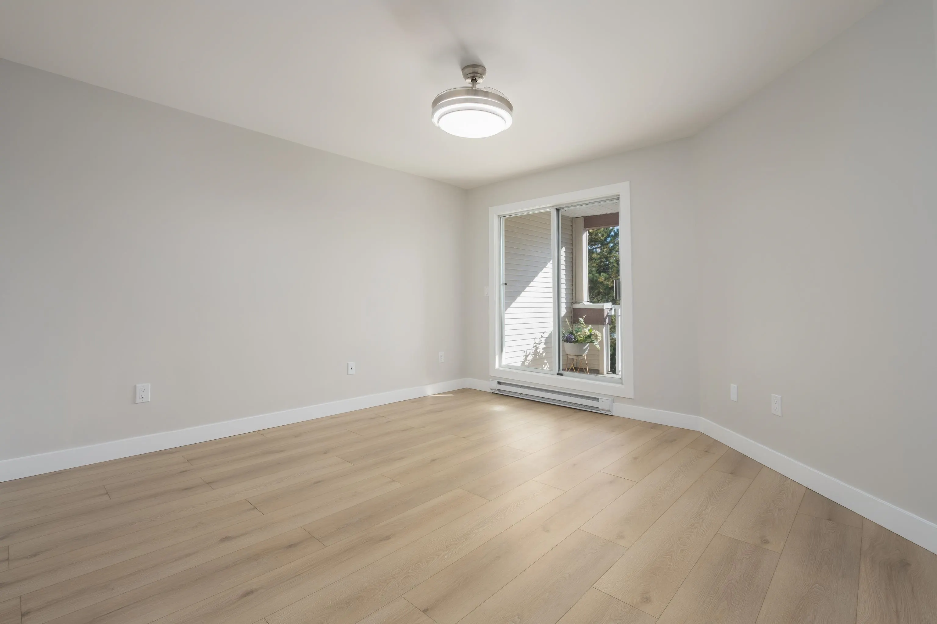 7453 Moffatt Road #321