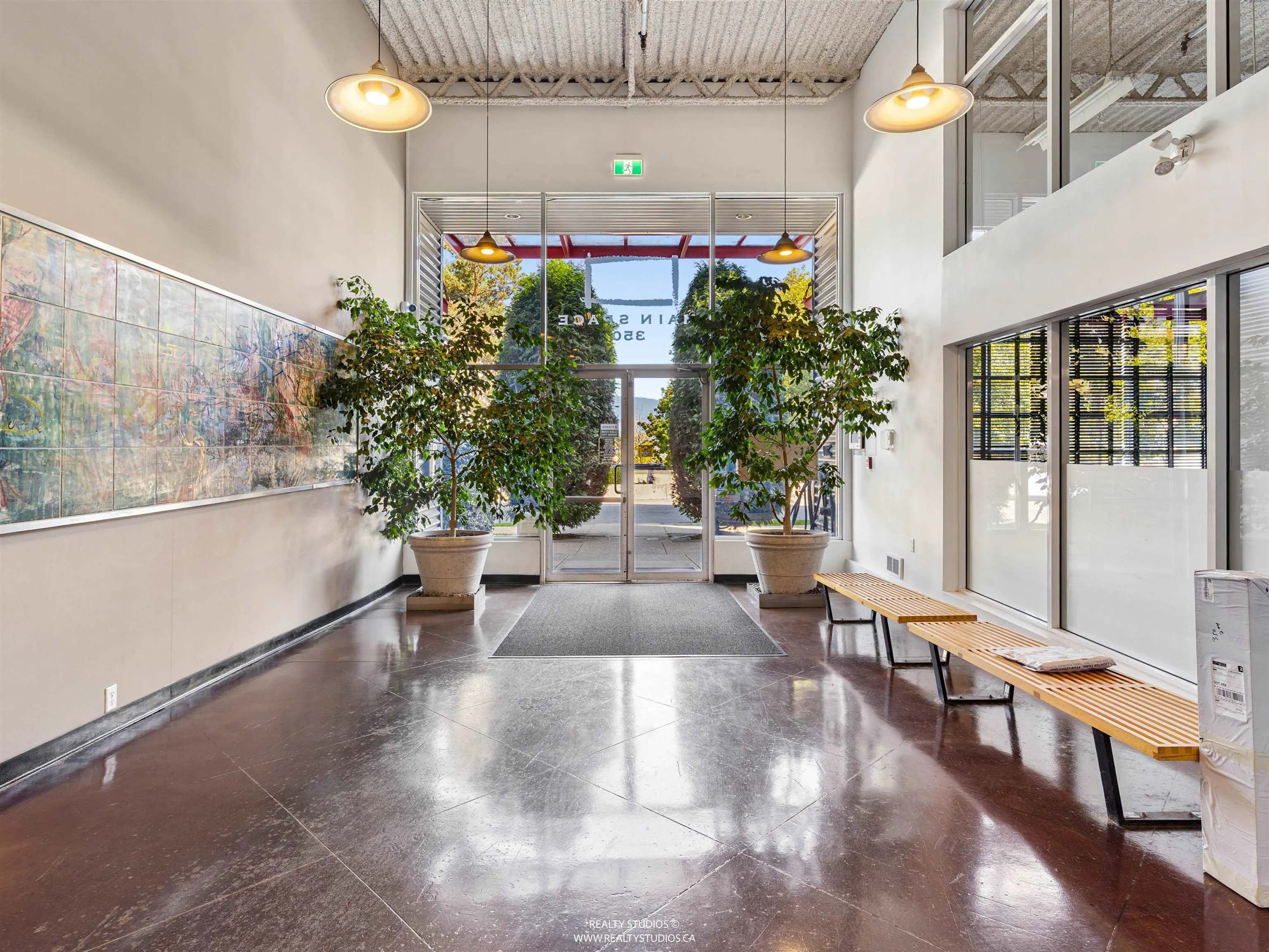 350 E 2nd Avenue #418