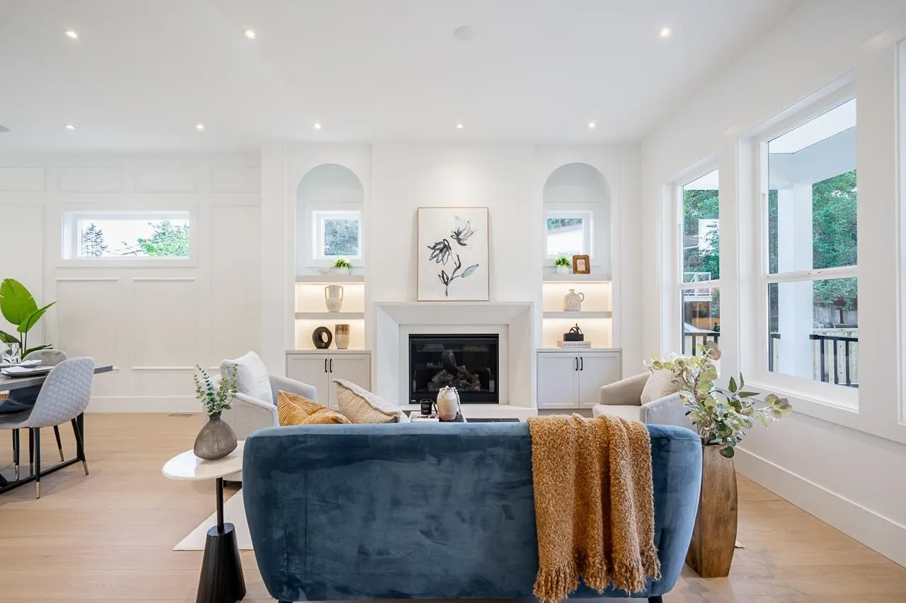 13711 16 Avenue #102