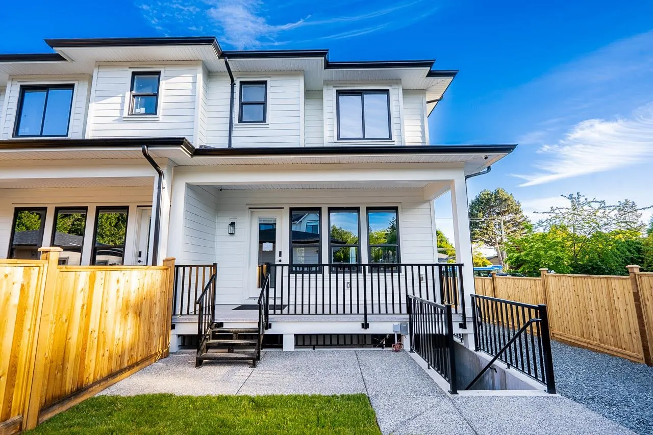 13711 16 Avenue #102