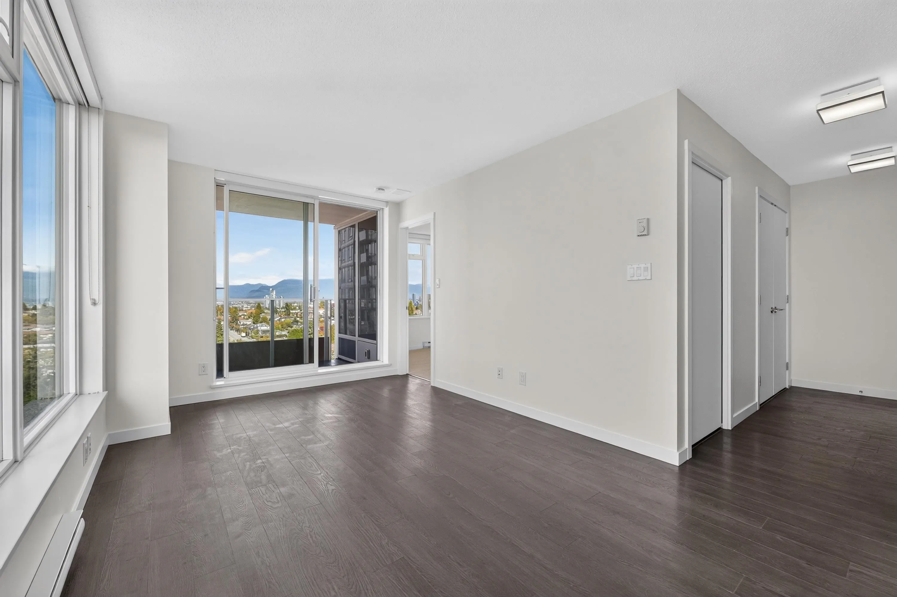 5515 Boundary Road #1702
