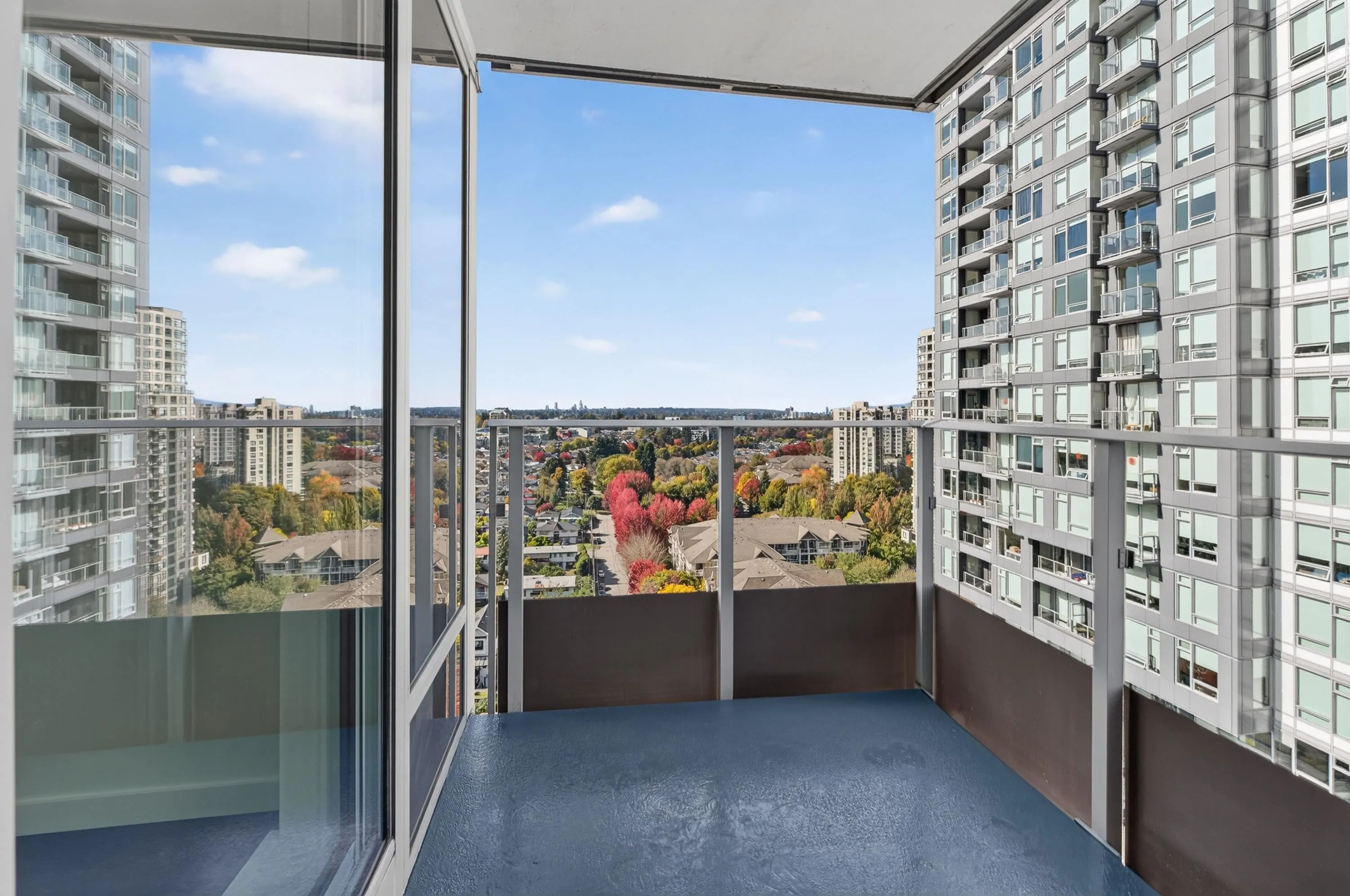 5515 Boundary Road #1702
