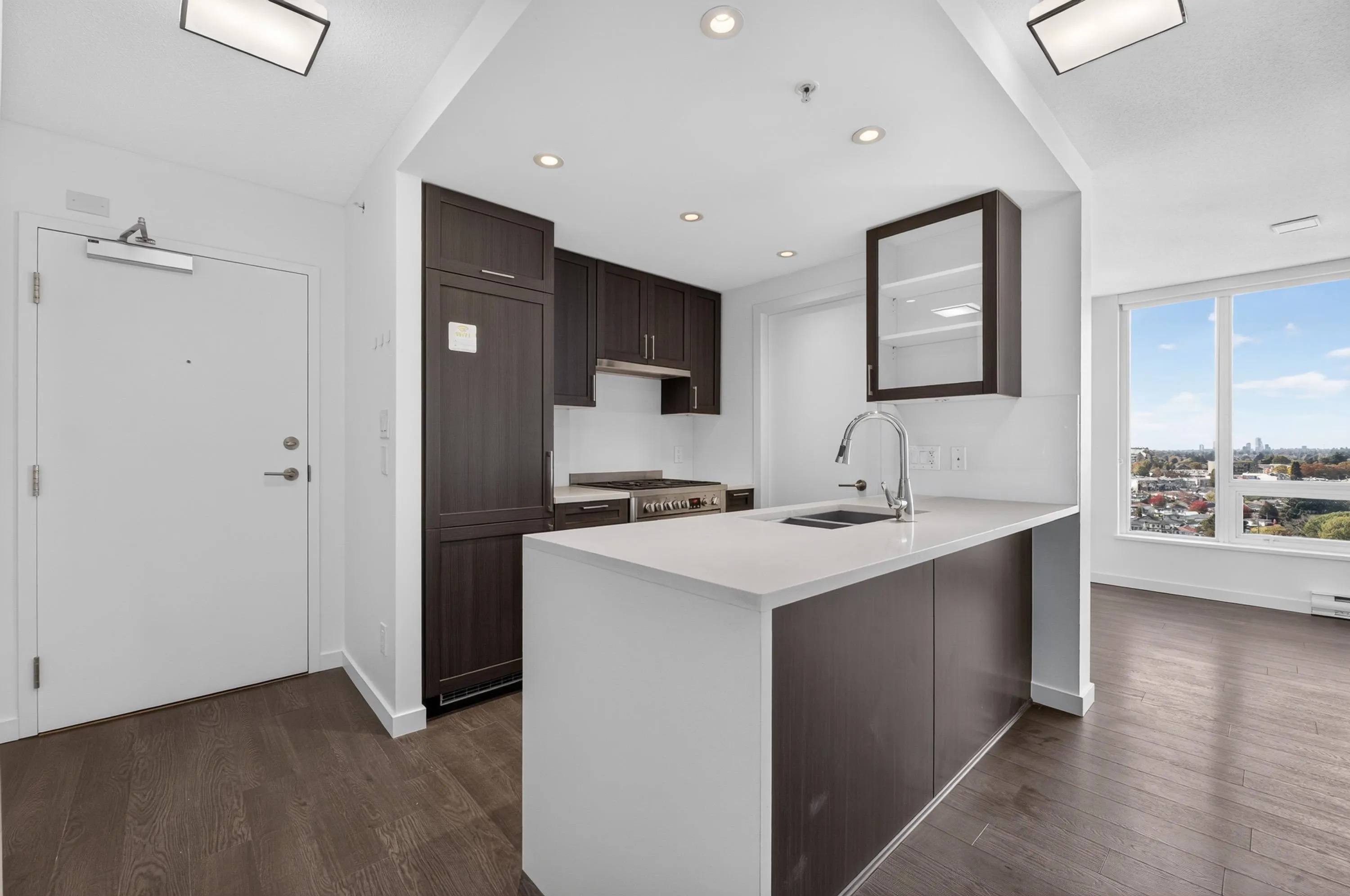 5515 Boundary Road #1702