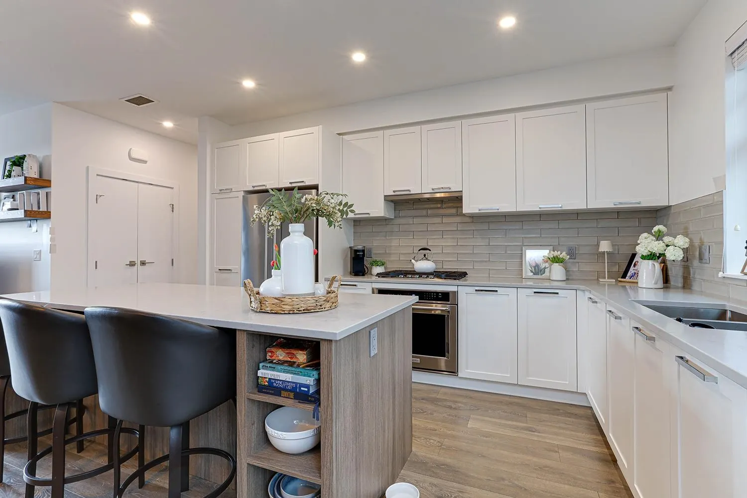 1290 Mitchell Street #103