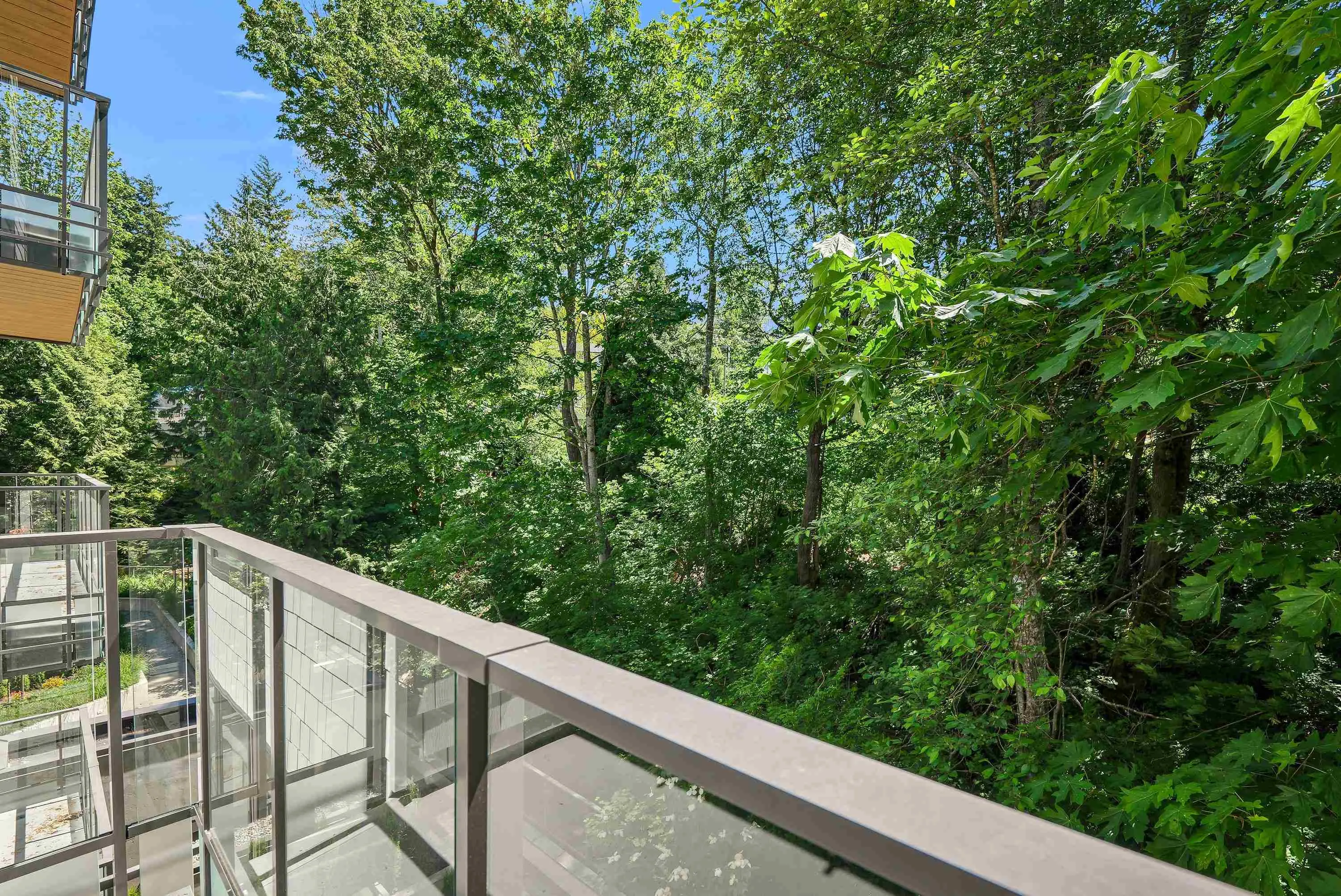 1500 Scott Crescent #424