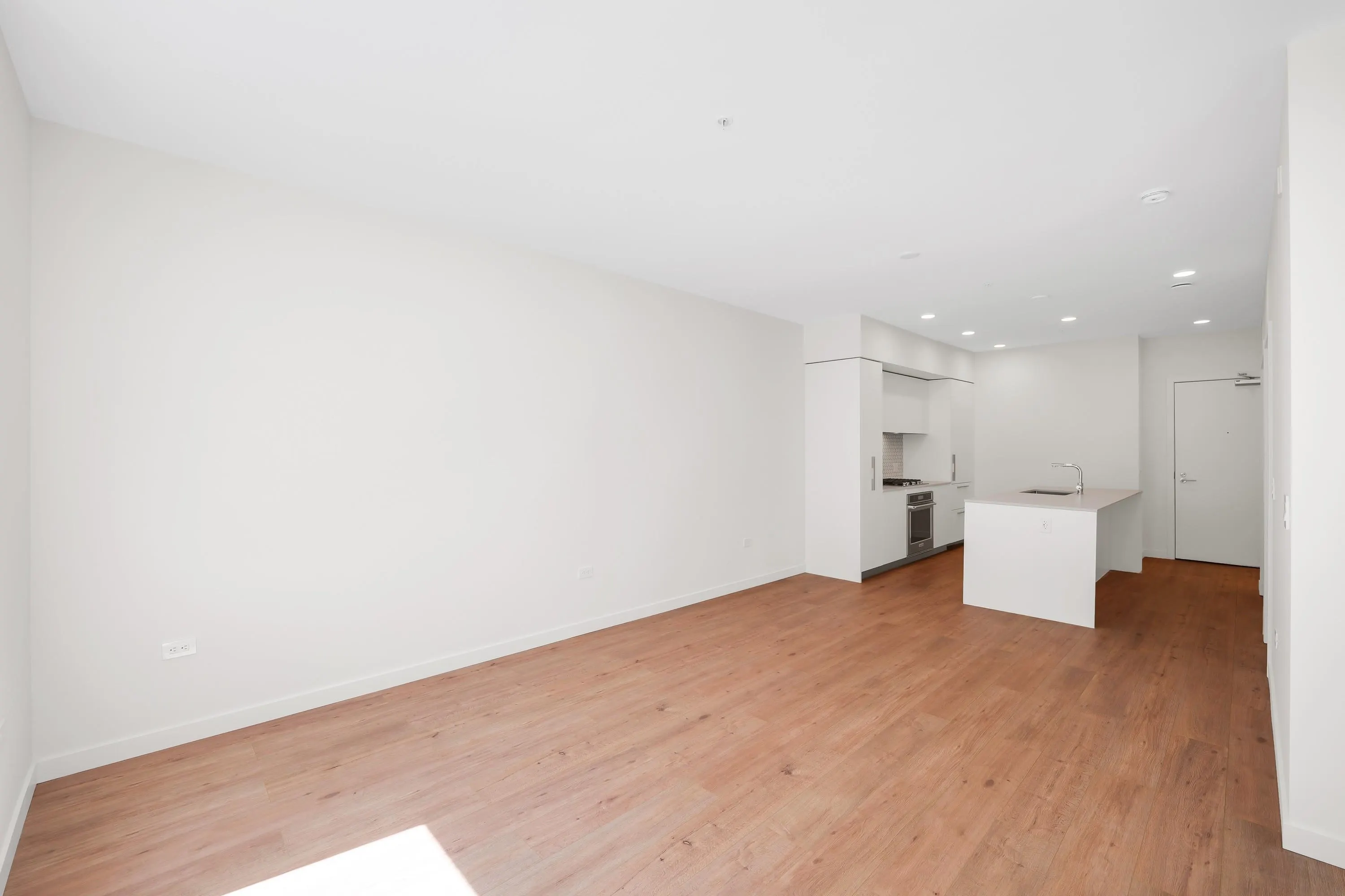 1500 Scott Crescent #424