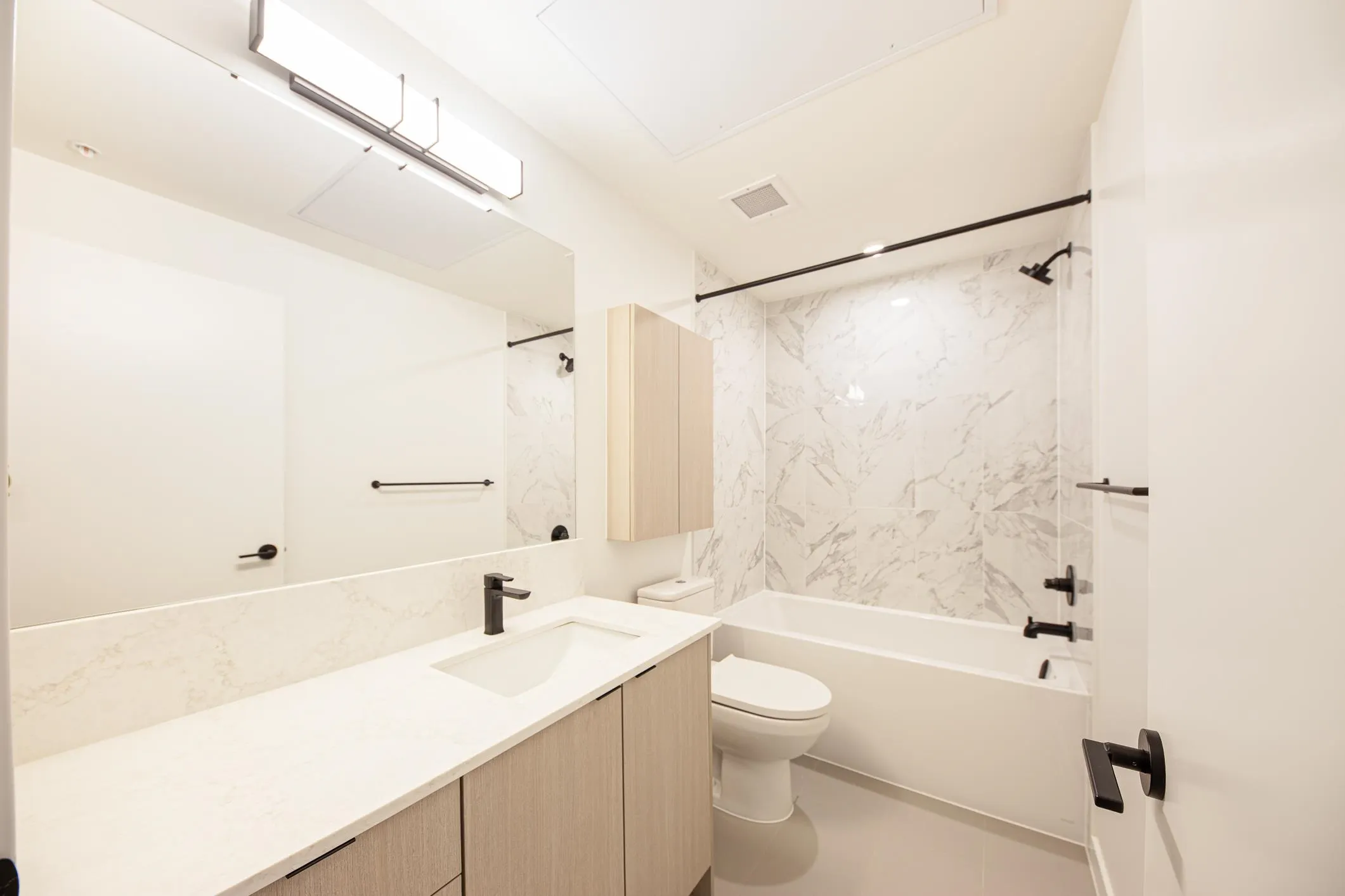 2277 Hawthorne Avenue #102