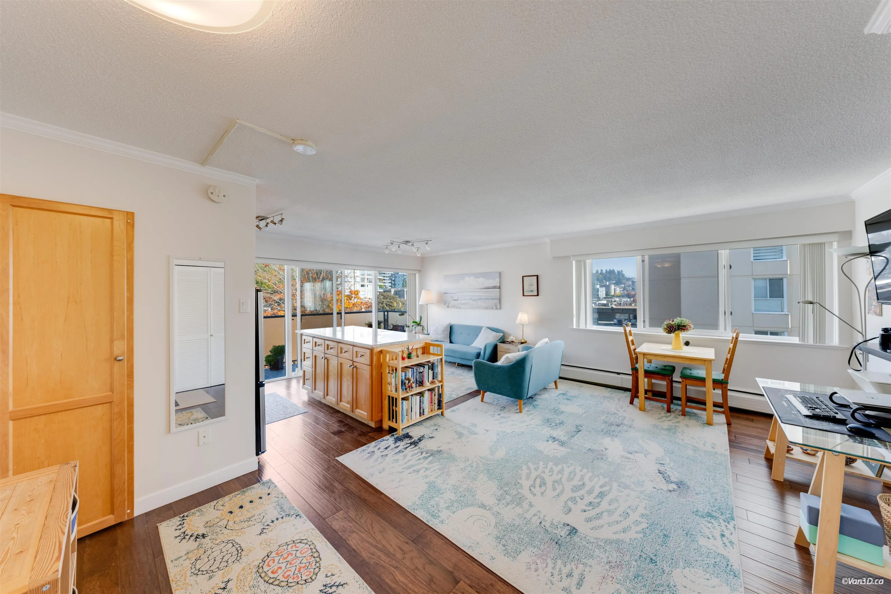 1845 Bellevue Avenue #403
