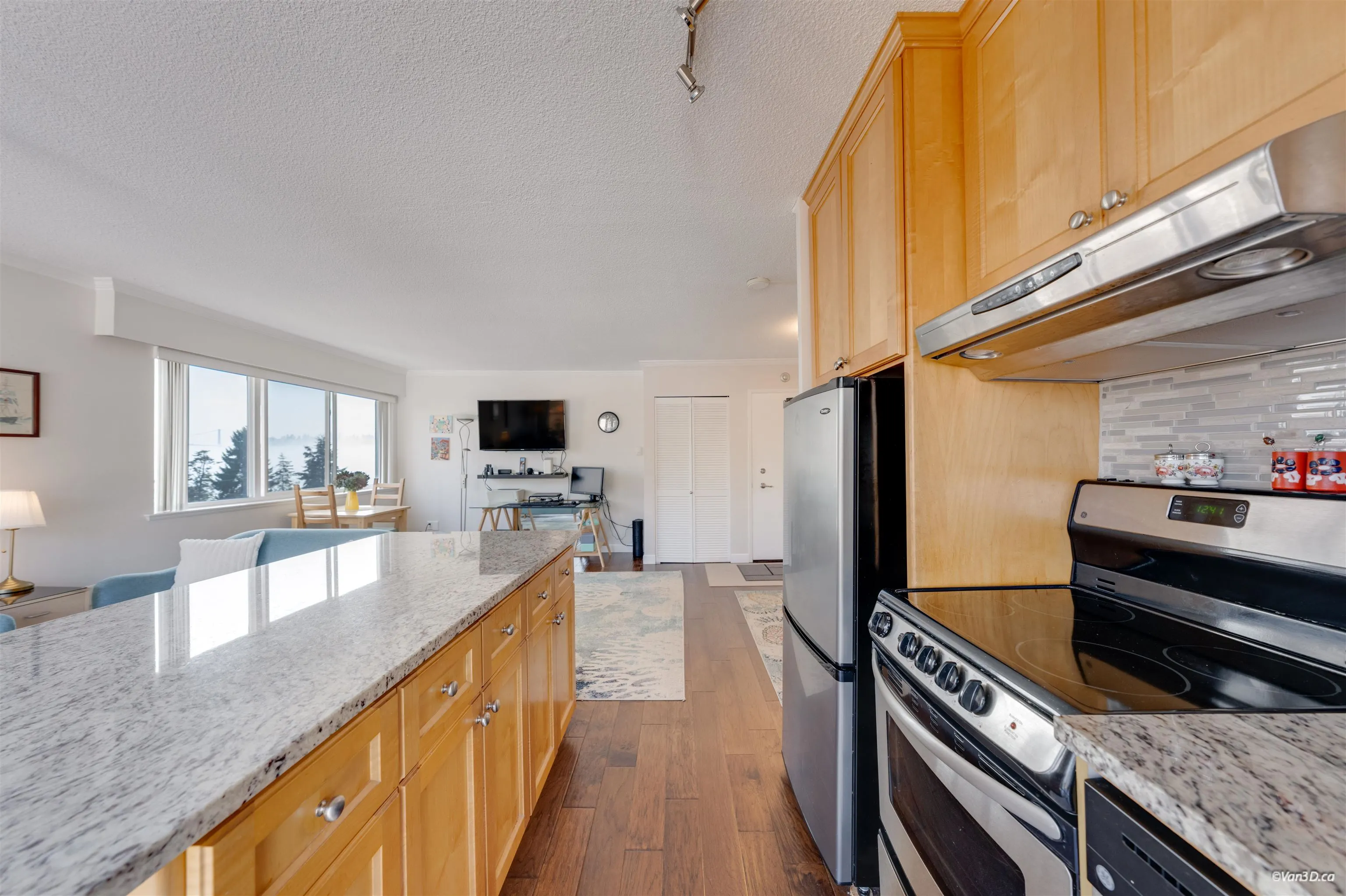 1845 Bellevue Avenue #403