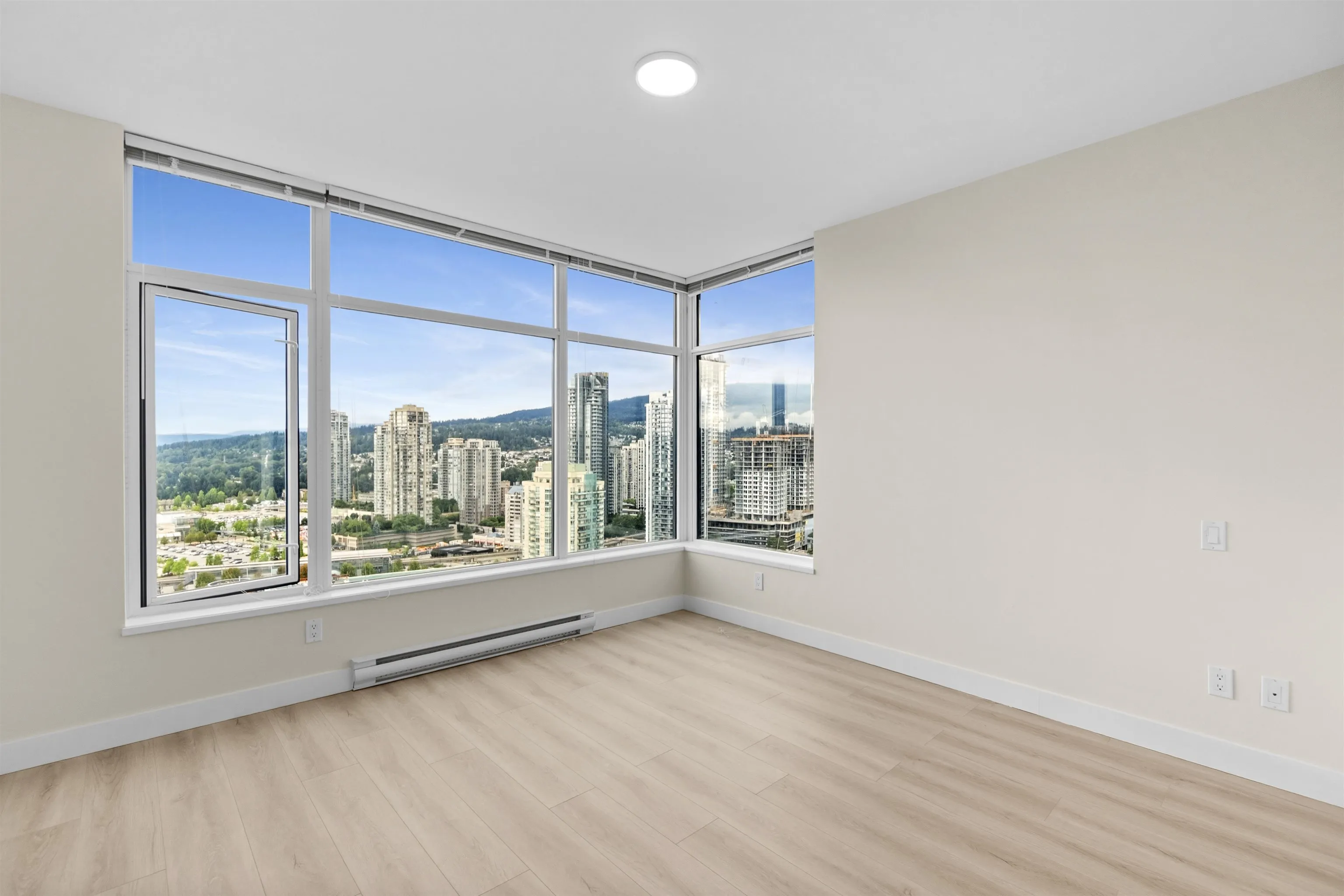 3080 Lincoln Avenue #2906