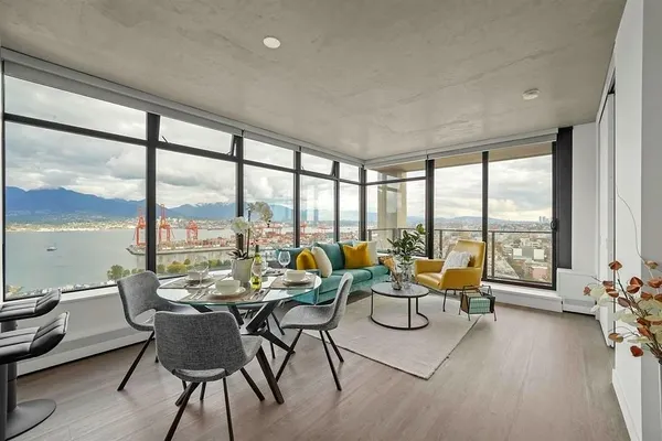 108 W Cordova Street #2201