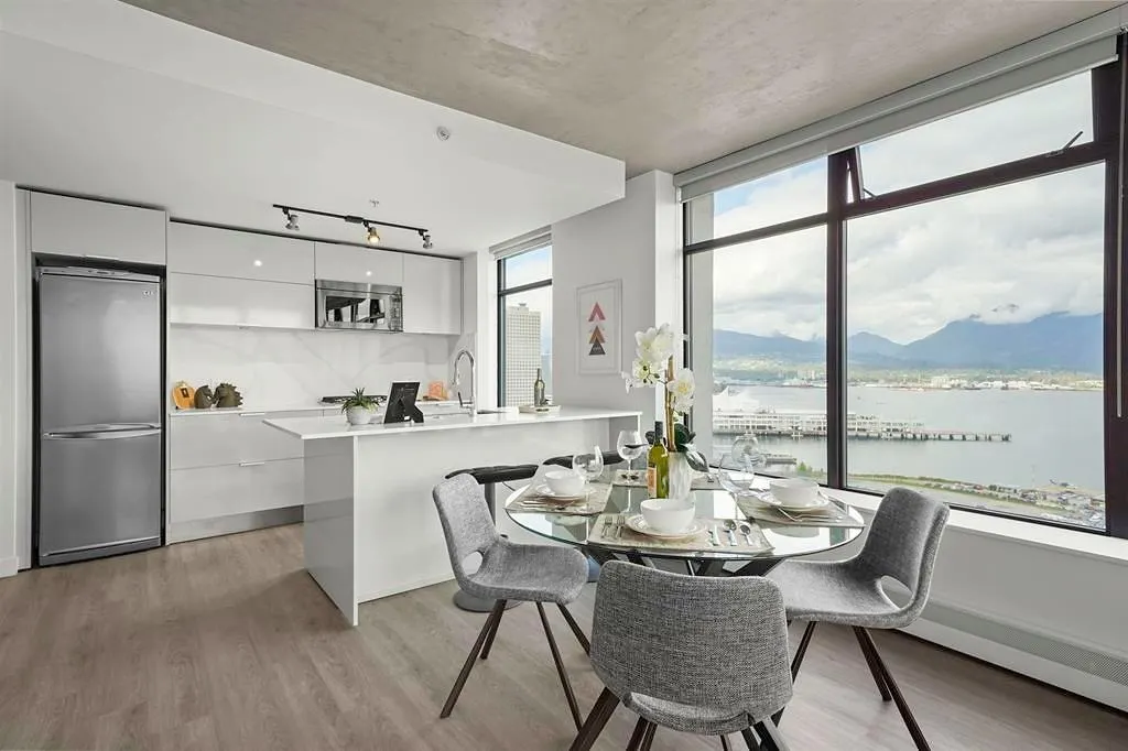 108 W Cordova Street #2201