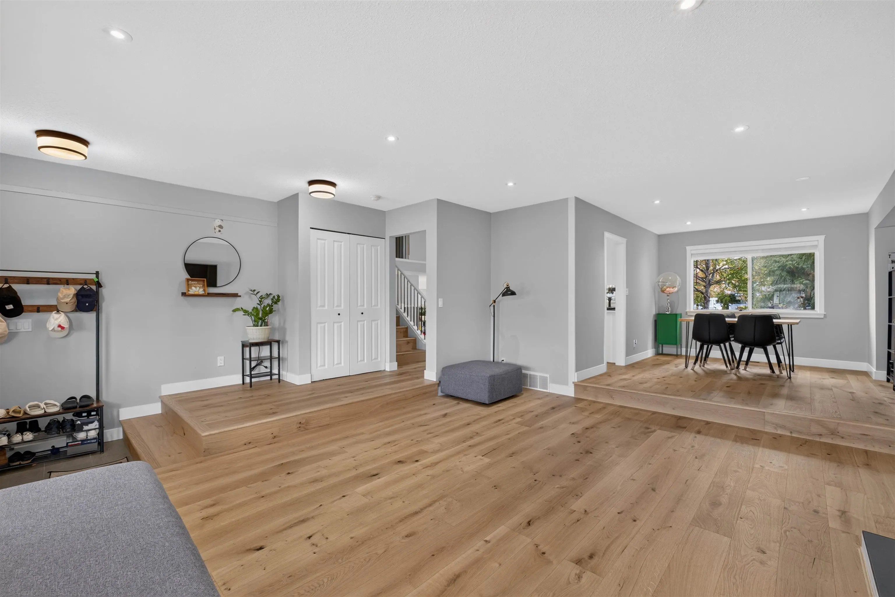 11908 Meadowlark Drive