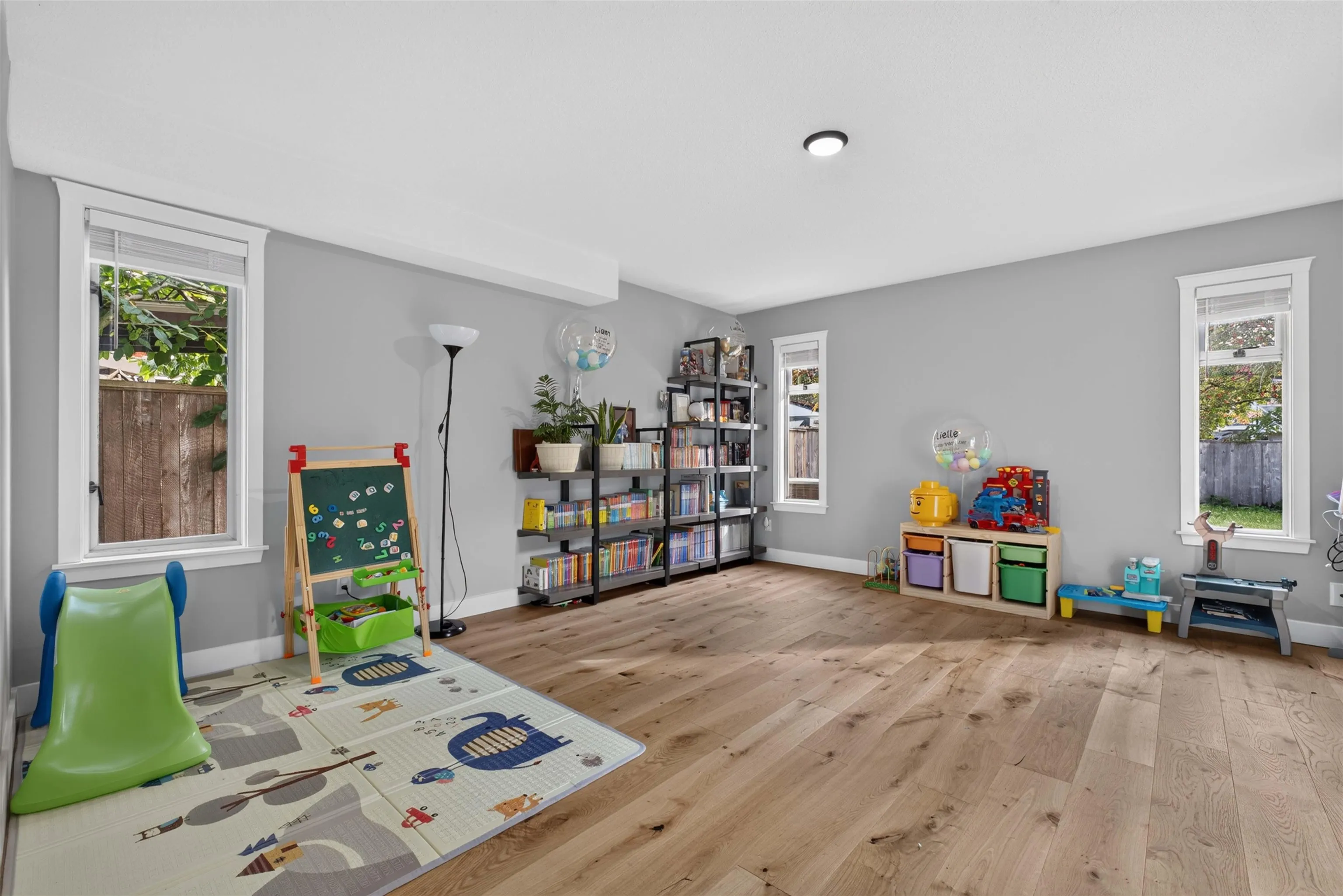 11908 Meadowlark Drive