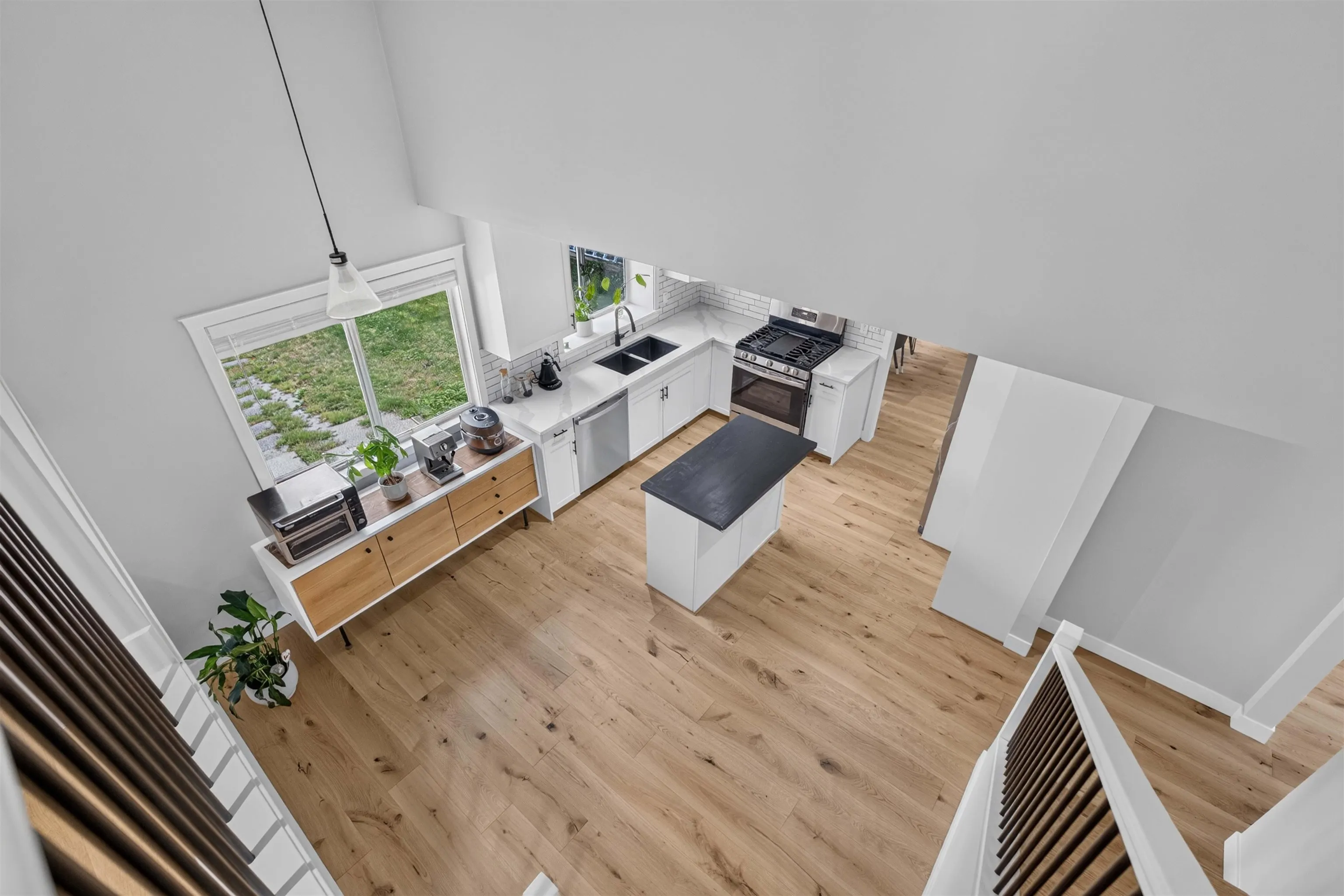 11908 Meadowlark Drive