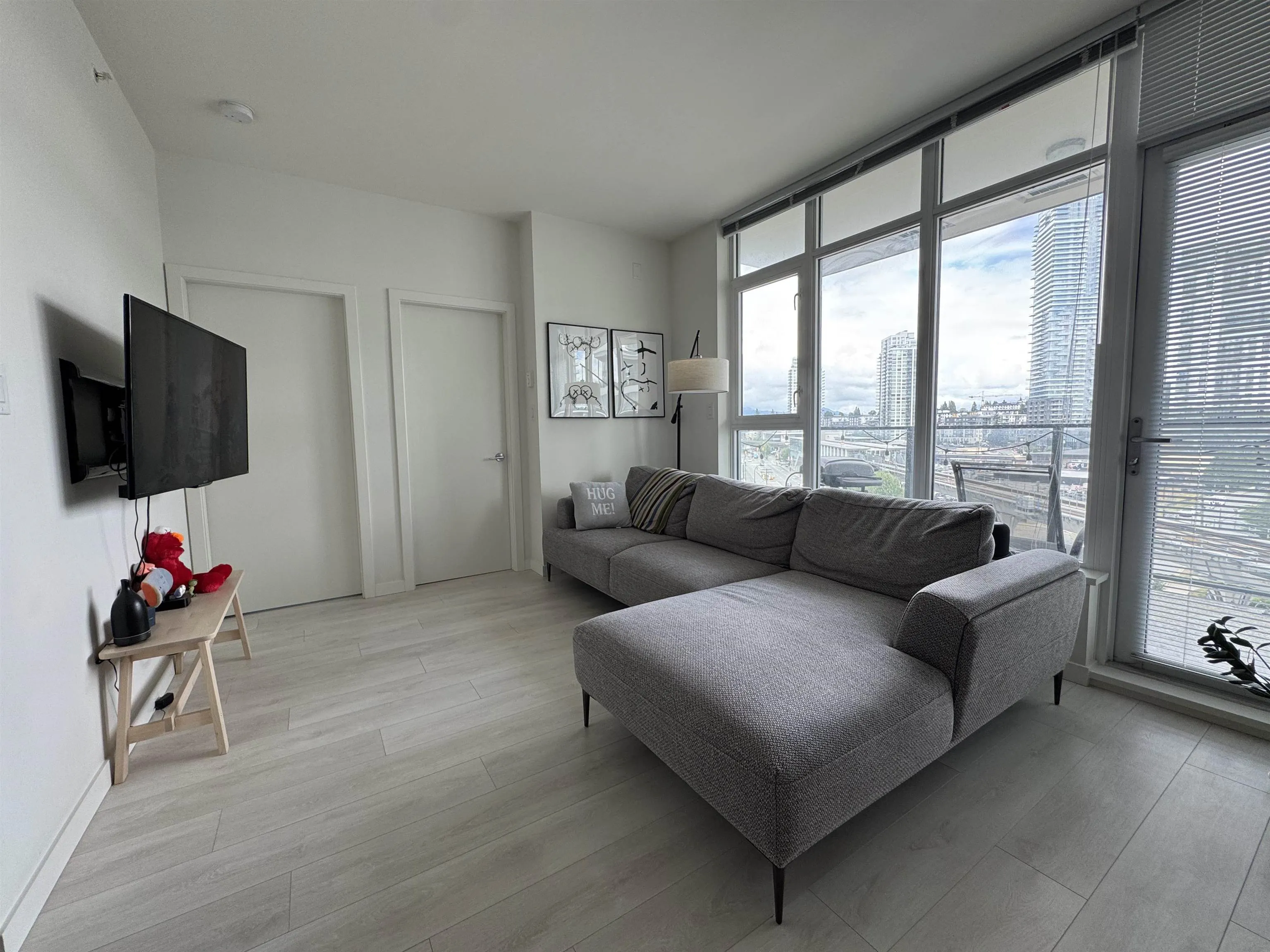 691 North Road #808
