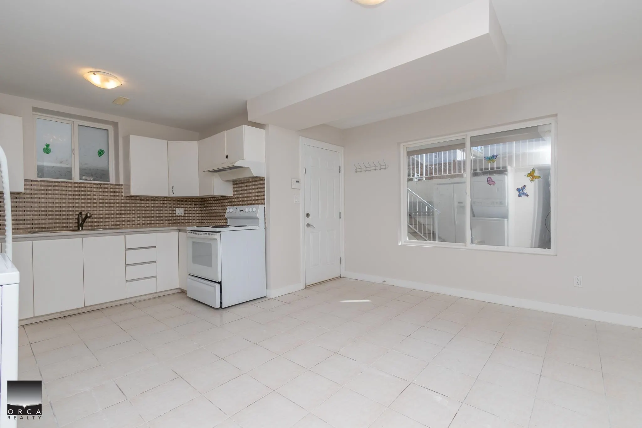 19130 69a Avenue #upper level