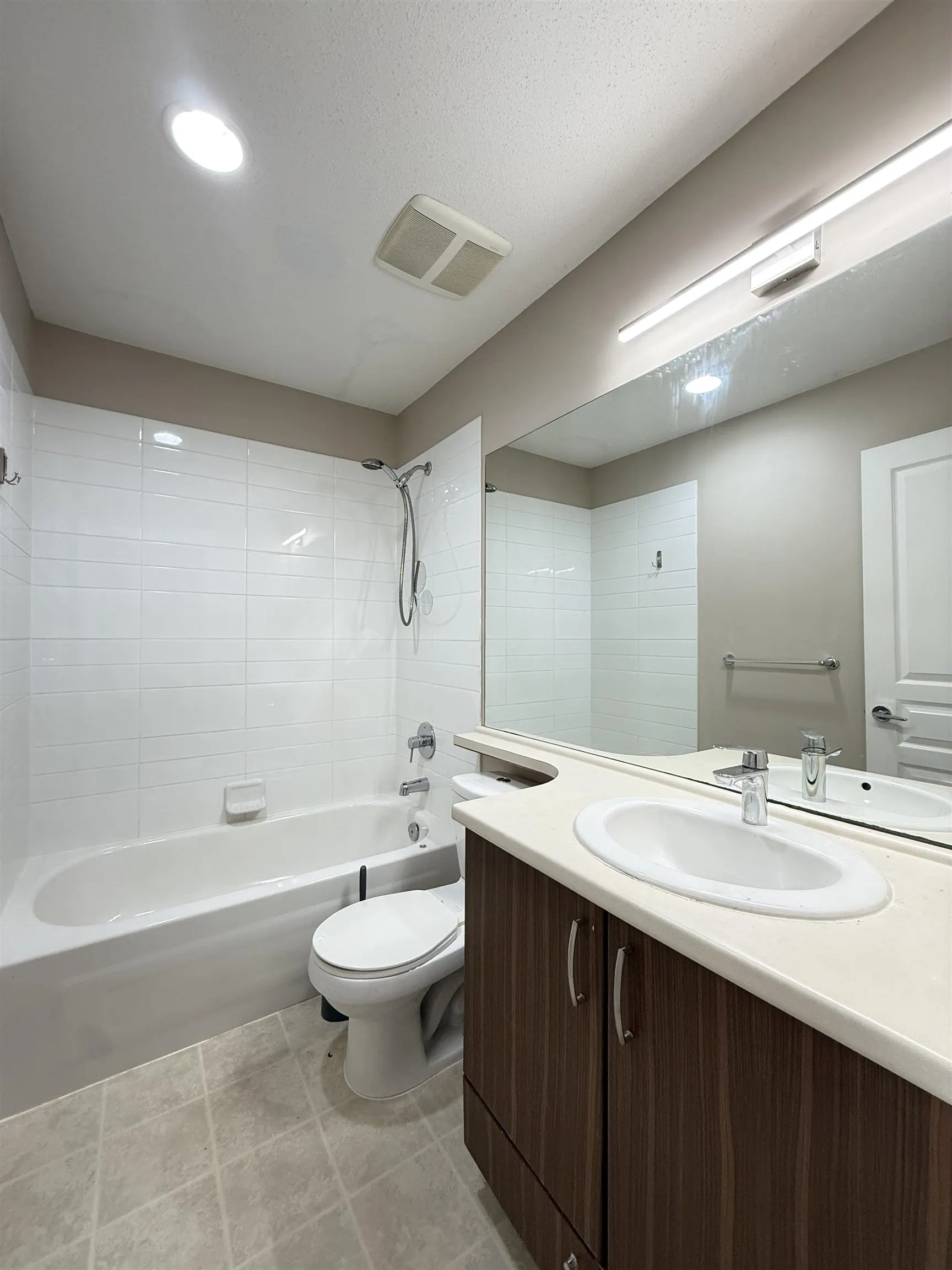 10415 Delsom Crescent #41