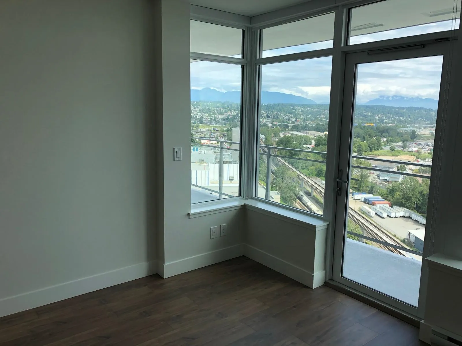 258 Nelson Court #1807