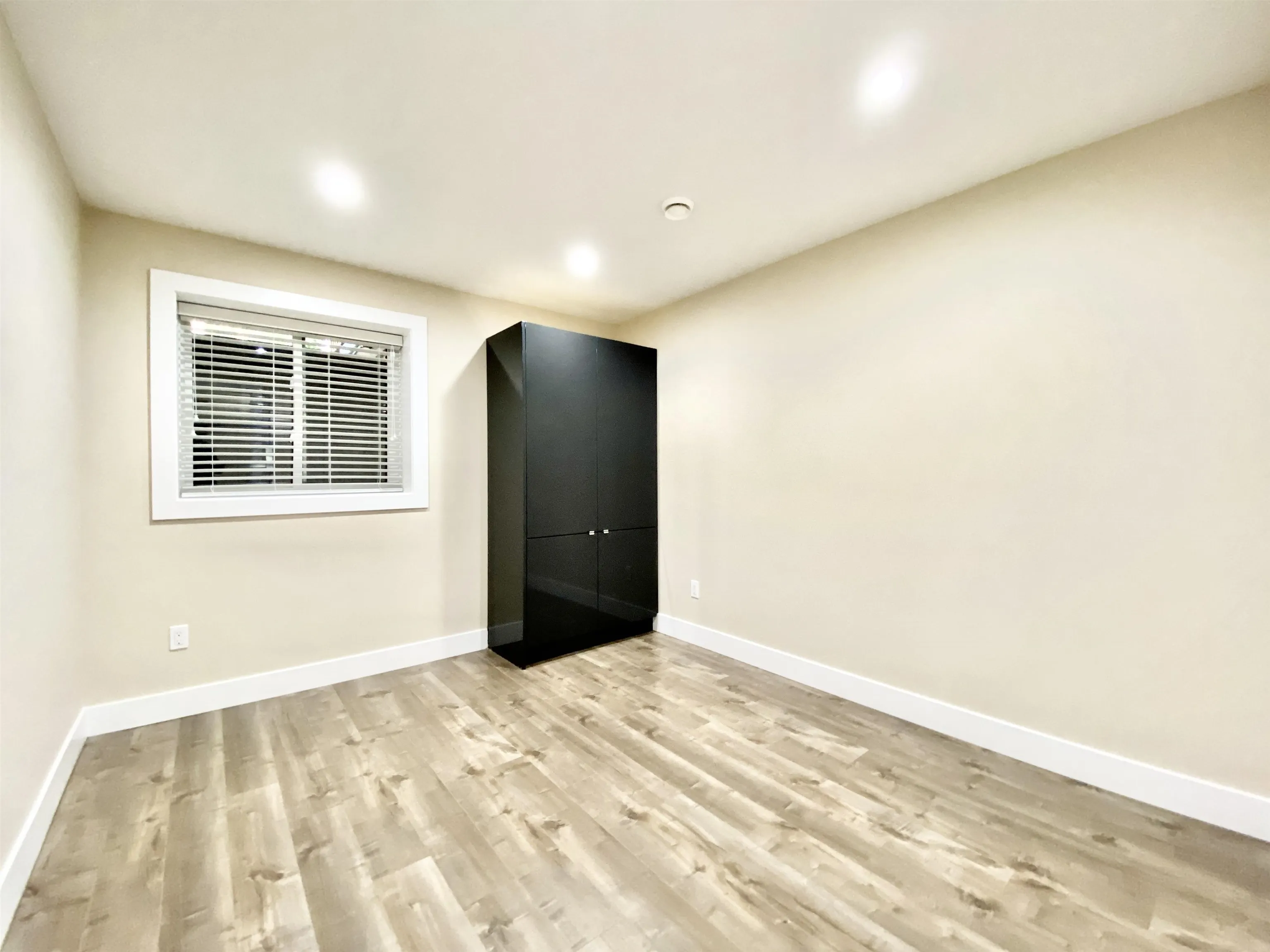 17XX Howard Avenue #Basement