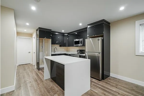 17XX Howard Avenue #Basement