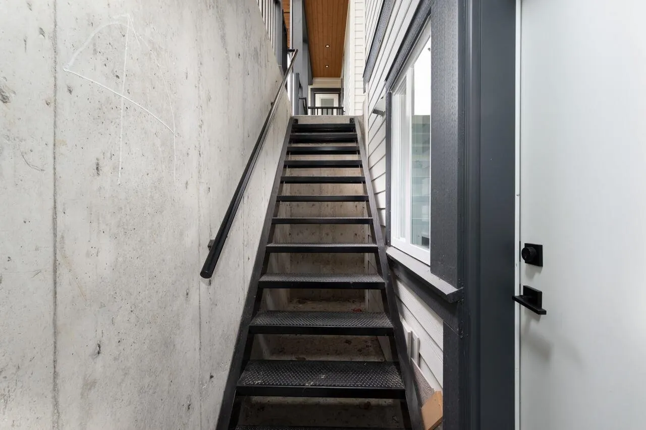 7137 204a Street #Lower Suite
