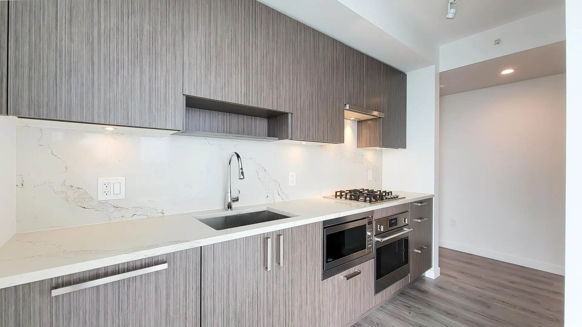 13350 Central Avenue #3608