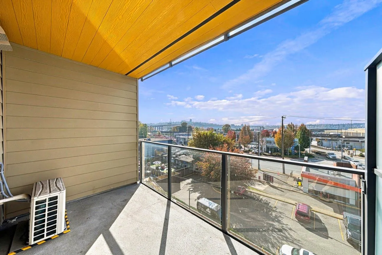 1529 Oxford Street #512
