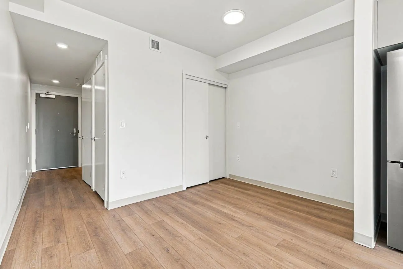1529 Oxford Street #512