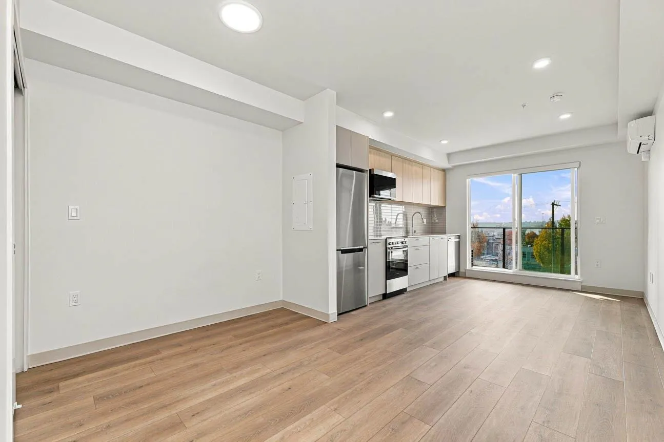 1529 Oxford Street #512