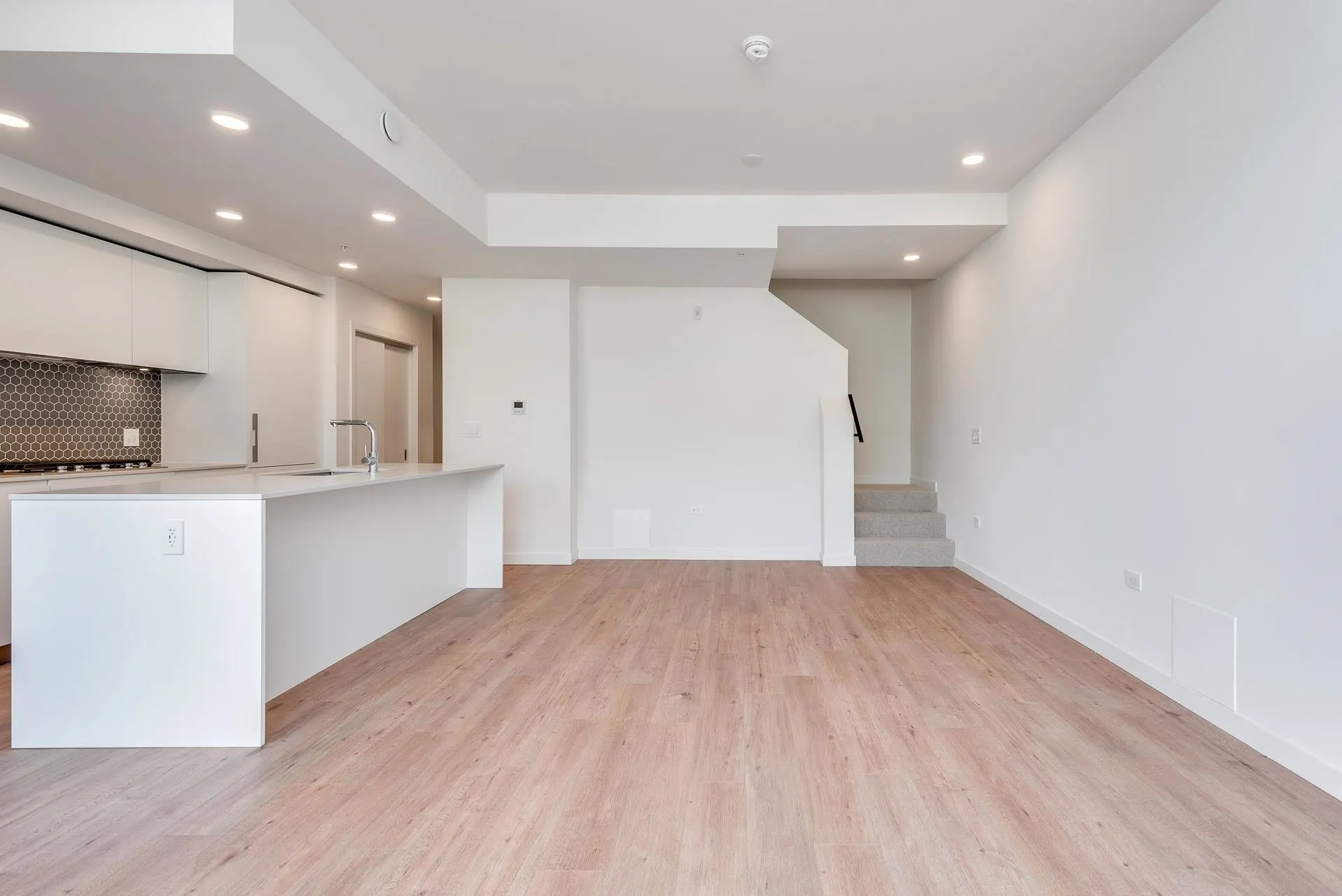 1502 Scott Crescent #101
