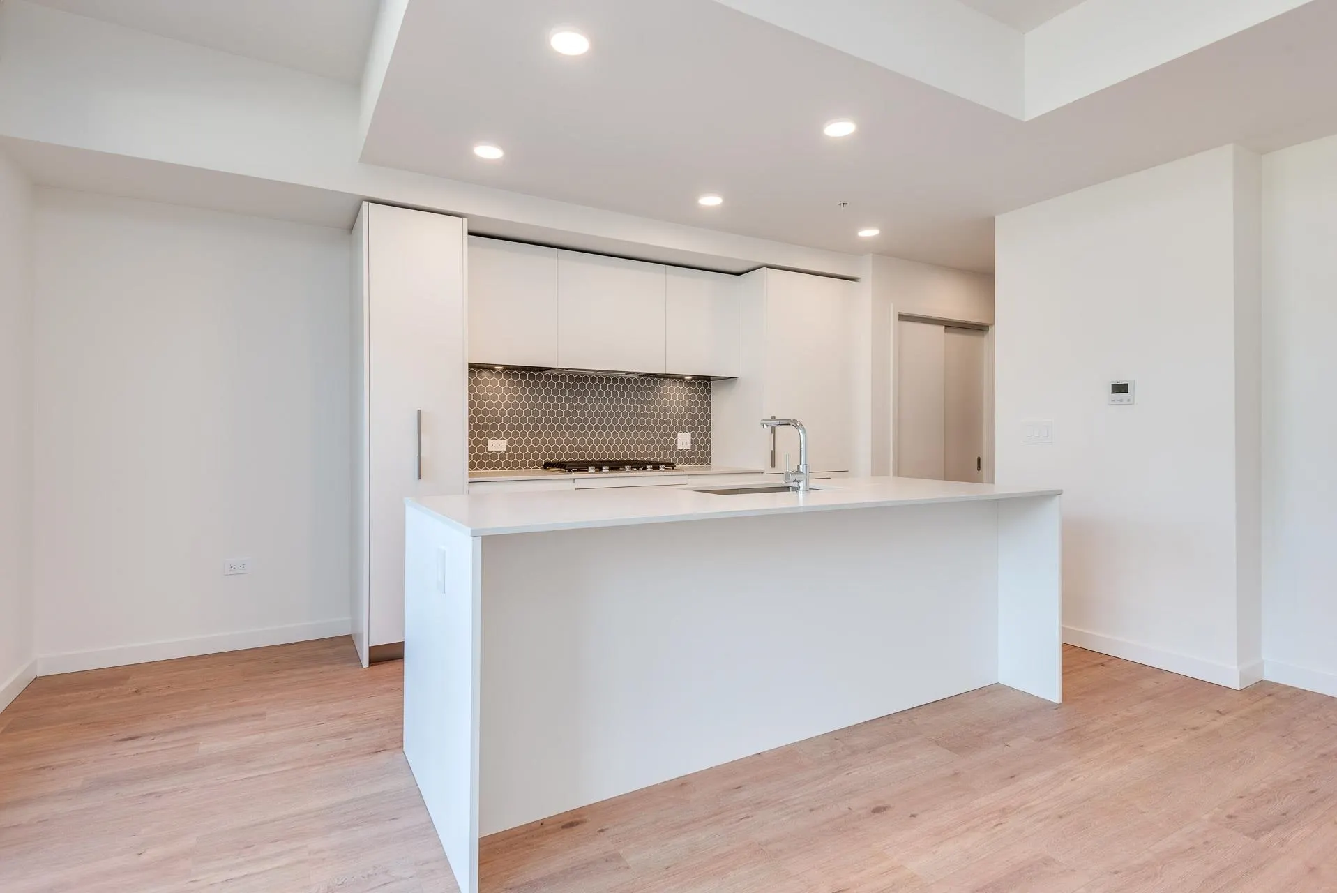 1502 Scott Crescent #101